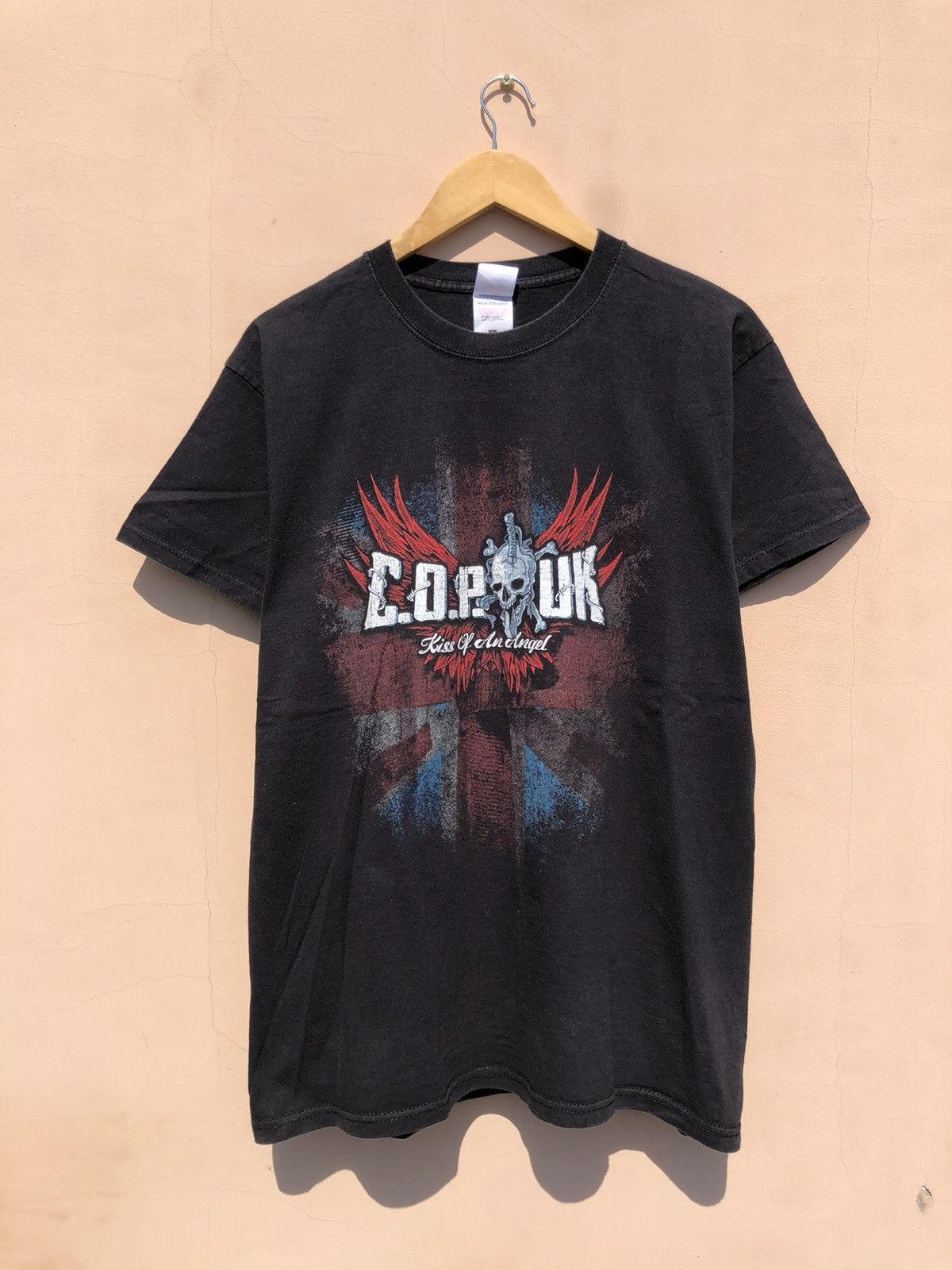 Band Tees Vintage 2015 COP Uk Kiss Of An Angel Tour Black Tee Size US L / EU 52-54 / 3 - 1 Thumbnail