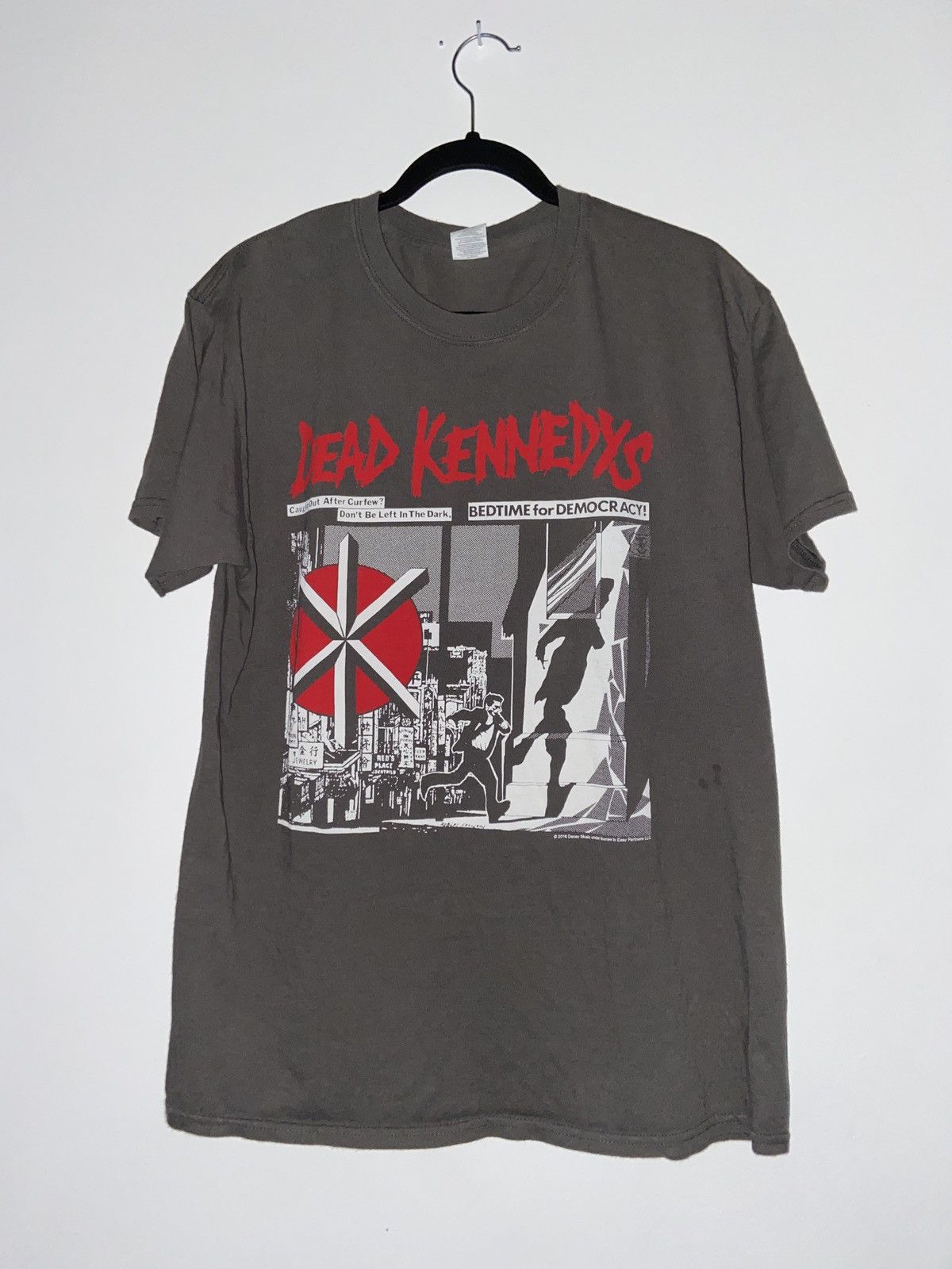 Band Tees Dead Kennedys Band Tee L Rare Find UNI Merch 2016 Gildan Size US L / EU 52-54 / 3 - 1 Thumbnail