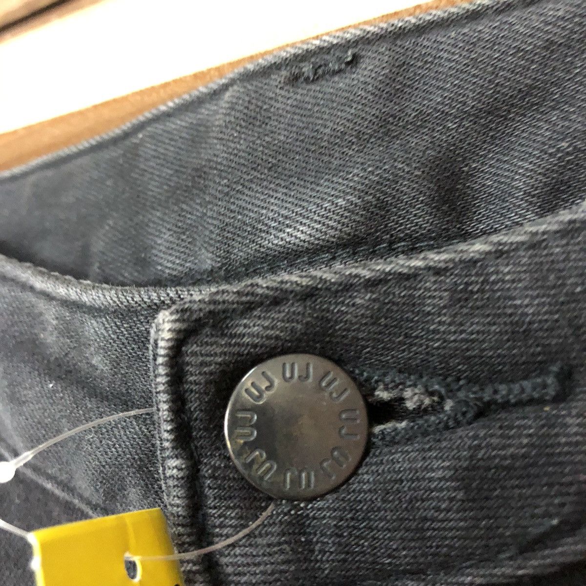 Uniqlo Uniqlo Black faded denim jeans distressed ripped Pants #4577 Size US 28 / EU 44 - 5 Thumbnail