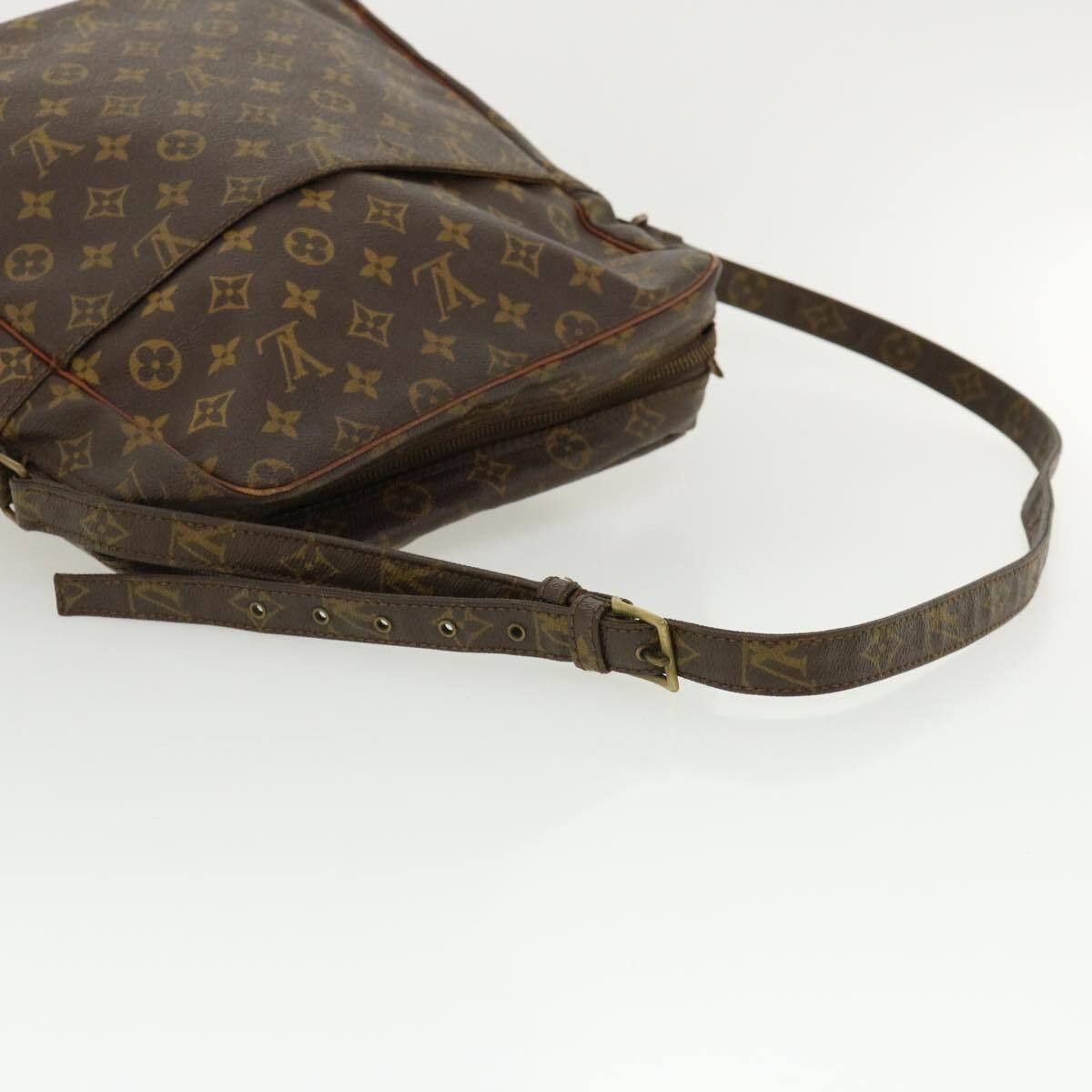 Louis Vuitton Danube Crossbody Bag Size ONE SIZE - 8 Thumbnail