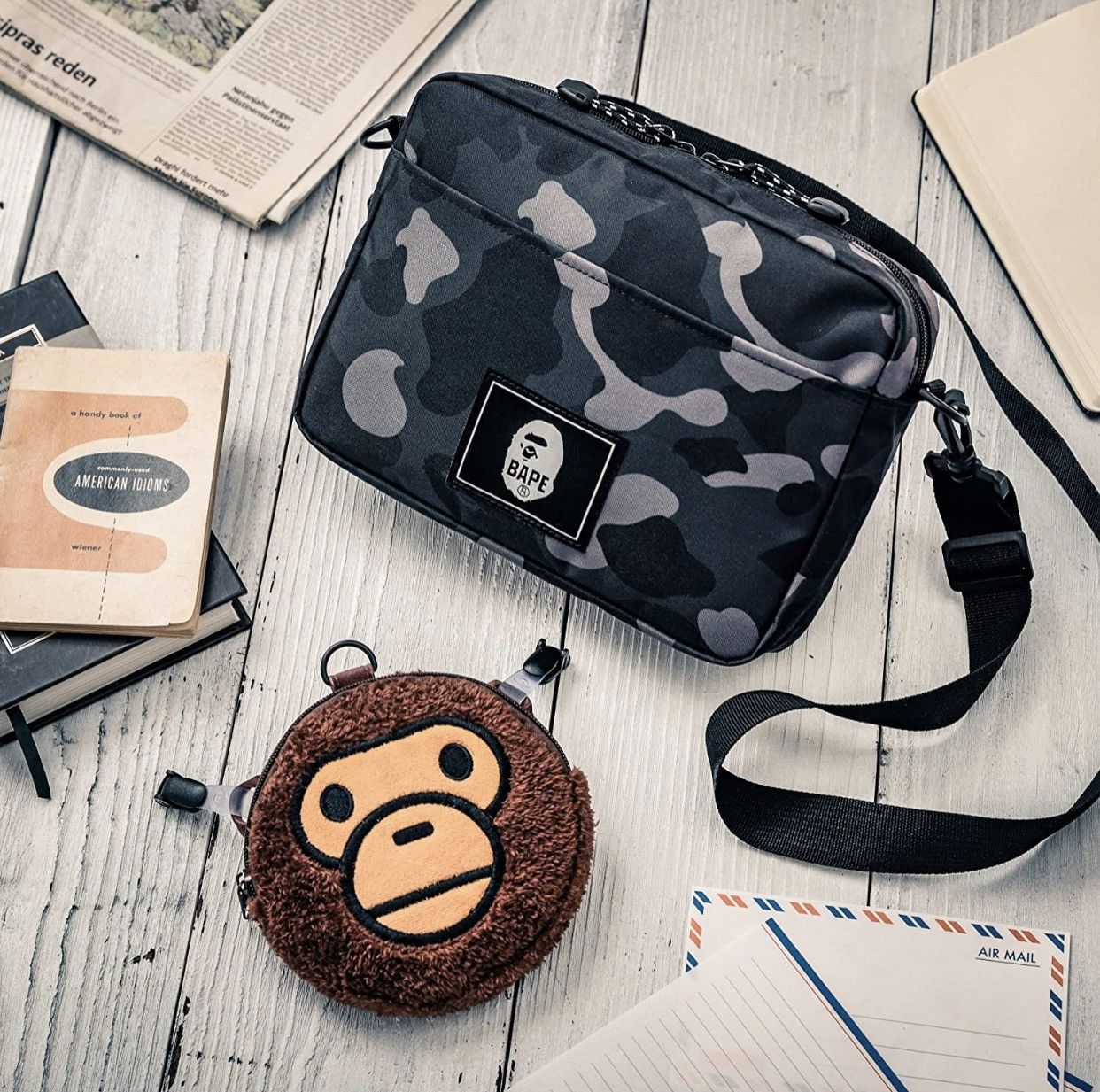 Shoulder bag BAPE wobderful Baby Milo