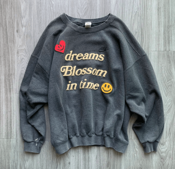 Nike × Vintage NIF Vintage "Nike With Love" Crewneck Sweatshirt Size US XXL / EU 58 / 5 - 1 Thumbnail