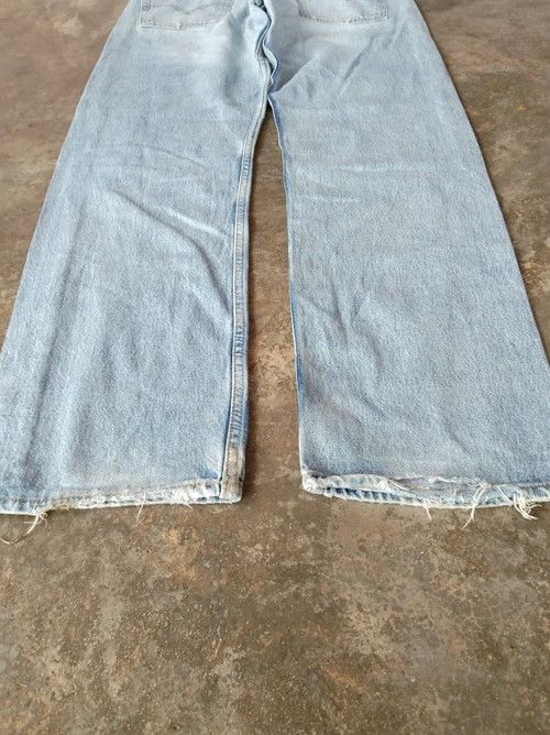 Levi's × Vintage 90s Vintage Levis 501 Distressed Jeans 34x32 Size US 34 / EU 50 - 3 Thumbnail
