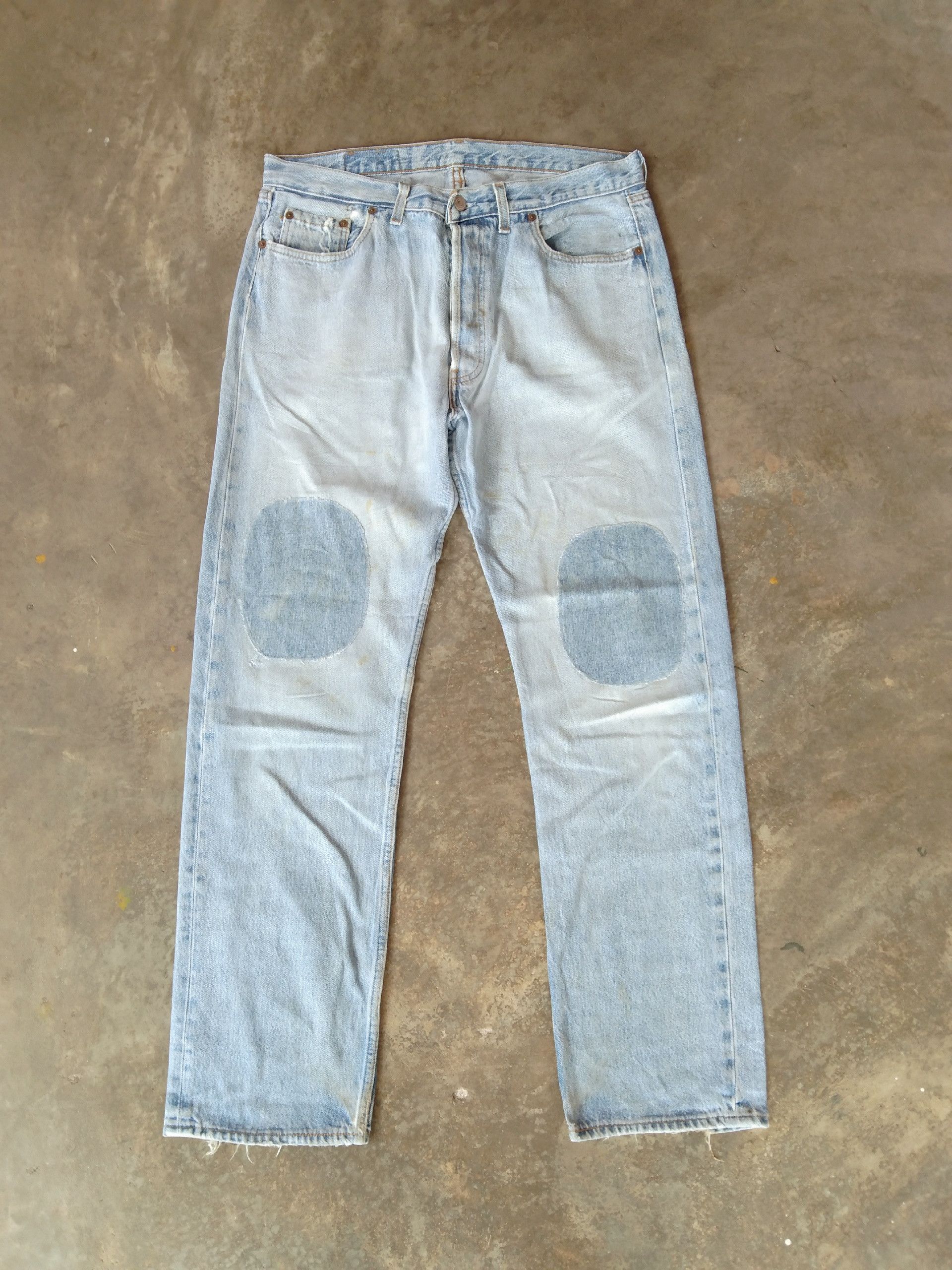 Levi's × Vintage 90s Vintage Levis 501 Distressed Jeans 34x32 Size US 34 / EU 50 - 1 Thumbnail