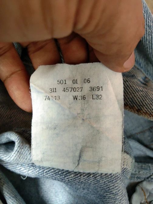 Levi's × Vintage 90s Vintage Levis 501 Distressed Jeans 34x32 Size US 34 / EU 50 - 14 Thumbnail