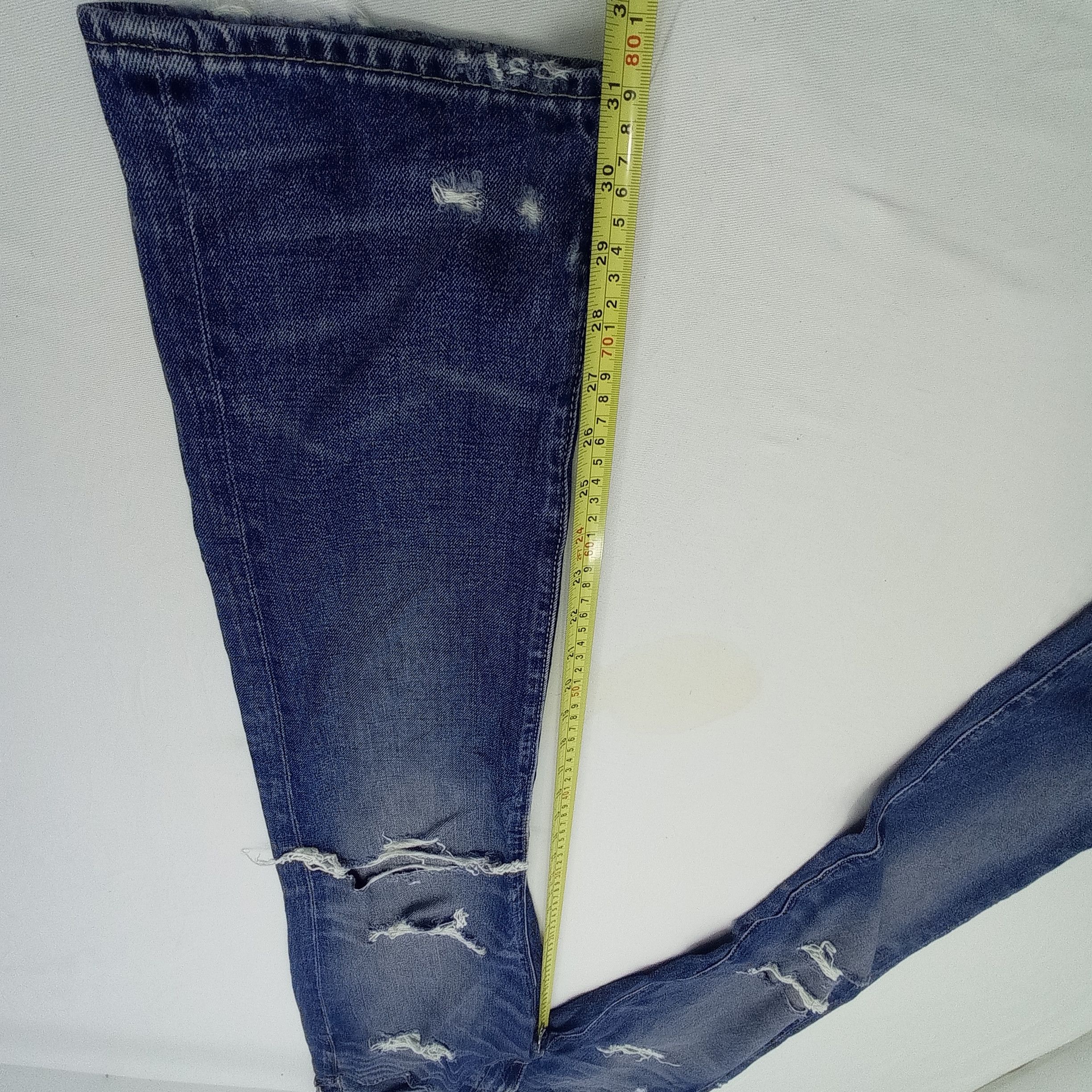 Abercrombie & Fitch Abercrombie & Fitch Distressed Denim Pants Size US 31 - 9 Thumbnail