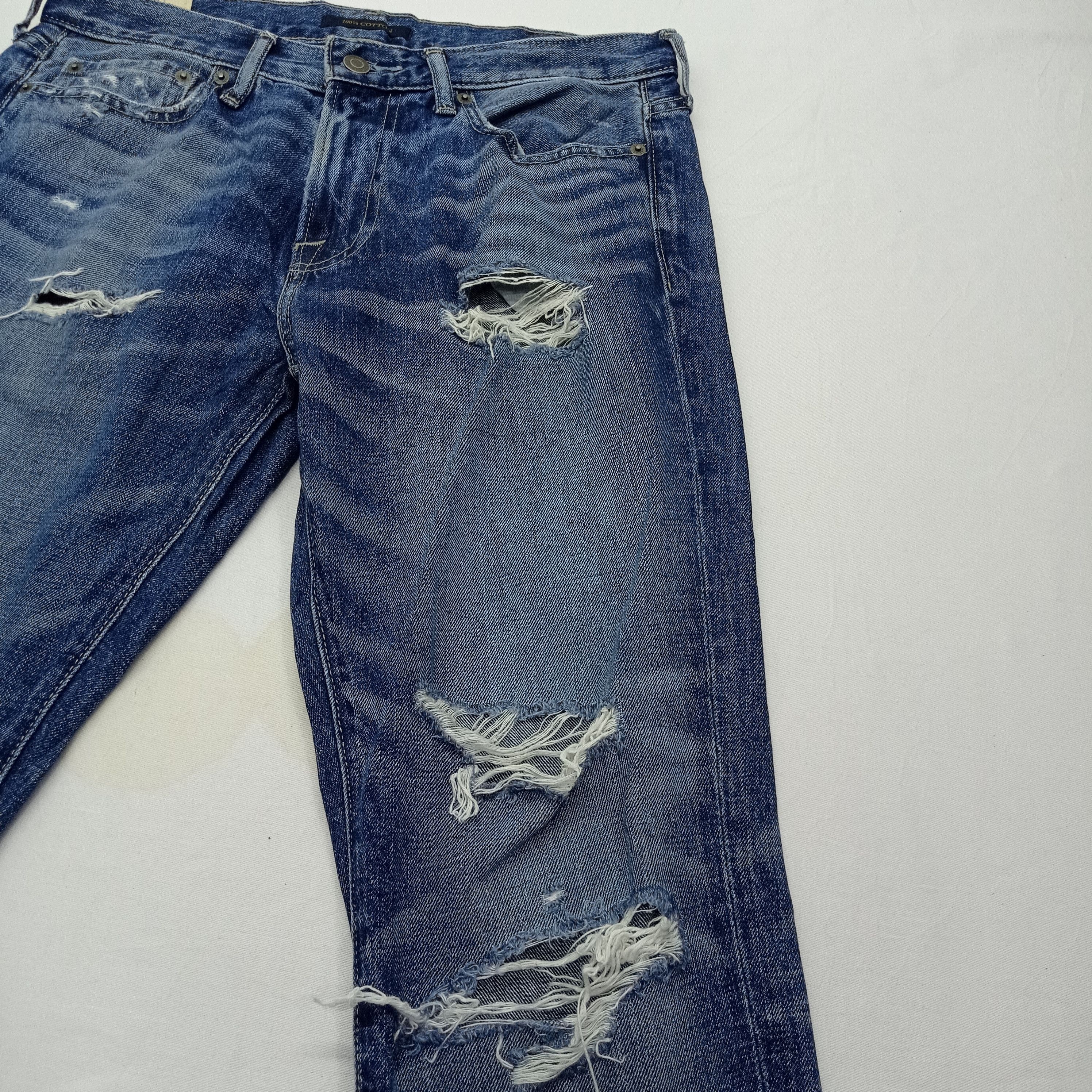 Abercrombie & Fitch Abercrombie & Fitch Distressed Denim Pants Size US 31 - 21 Thumbnail