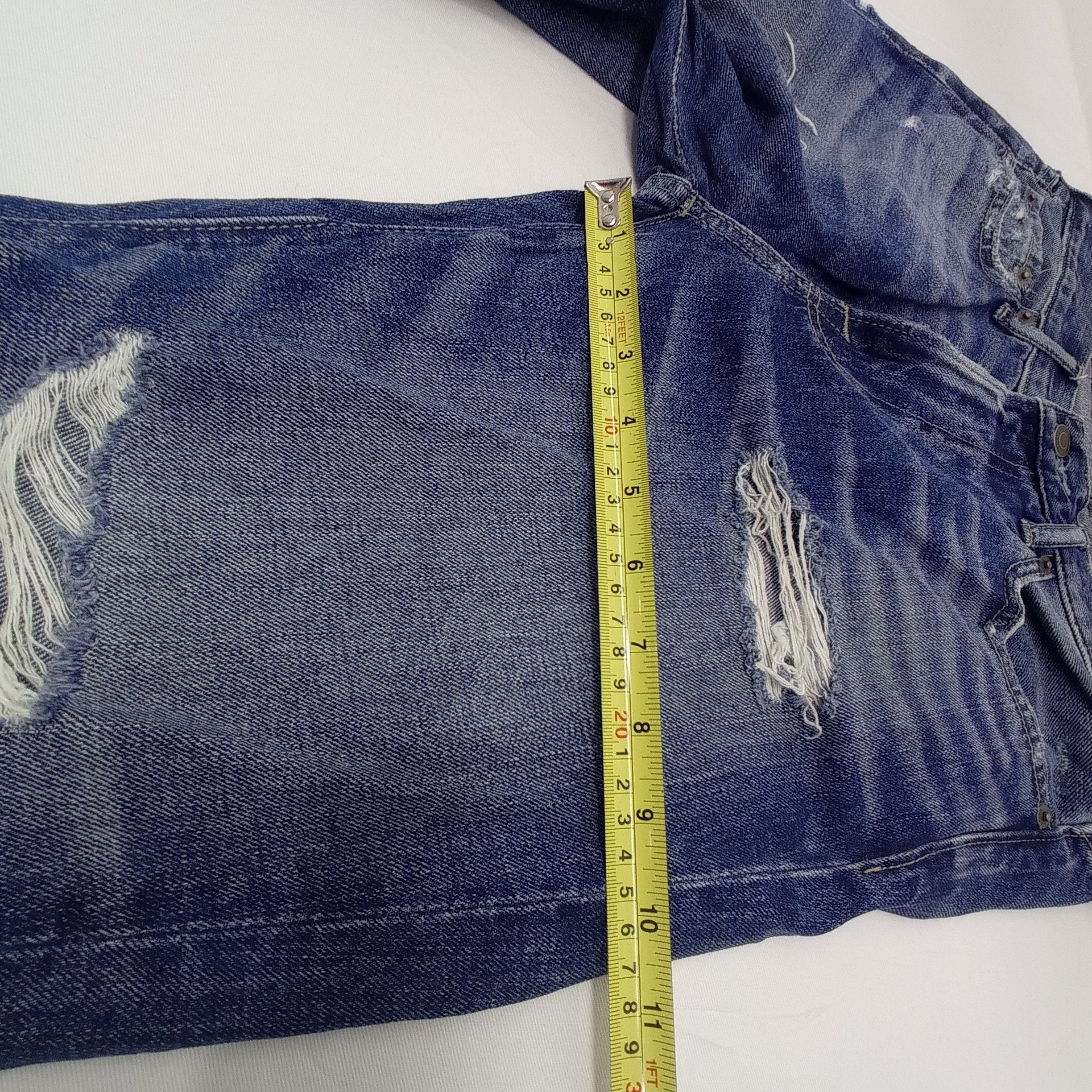 Abercrombie & Fitch Abercrombie & Fitch Distressed Denim Pants Size US 31 - 6 Thumbnail