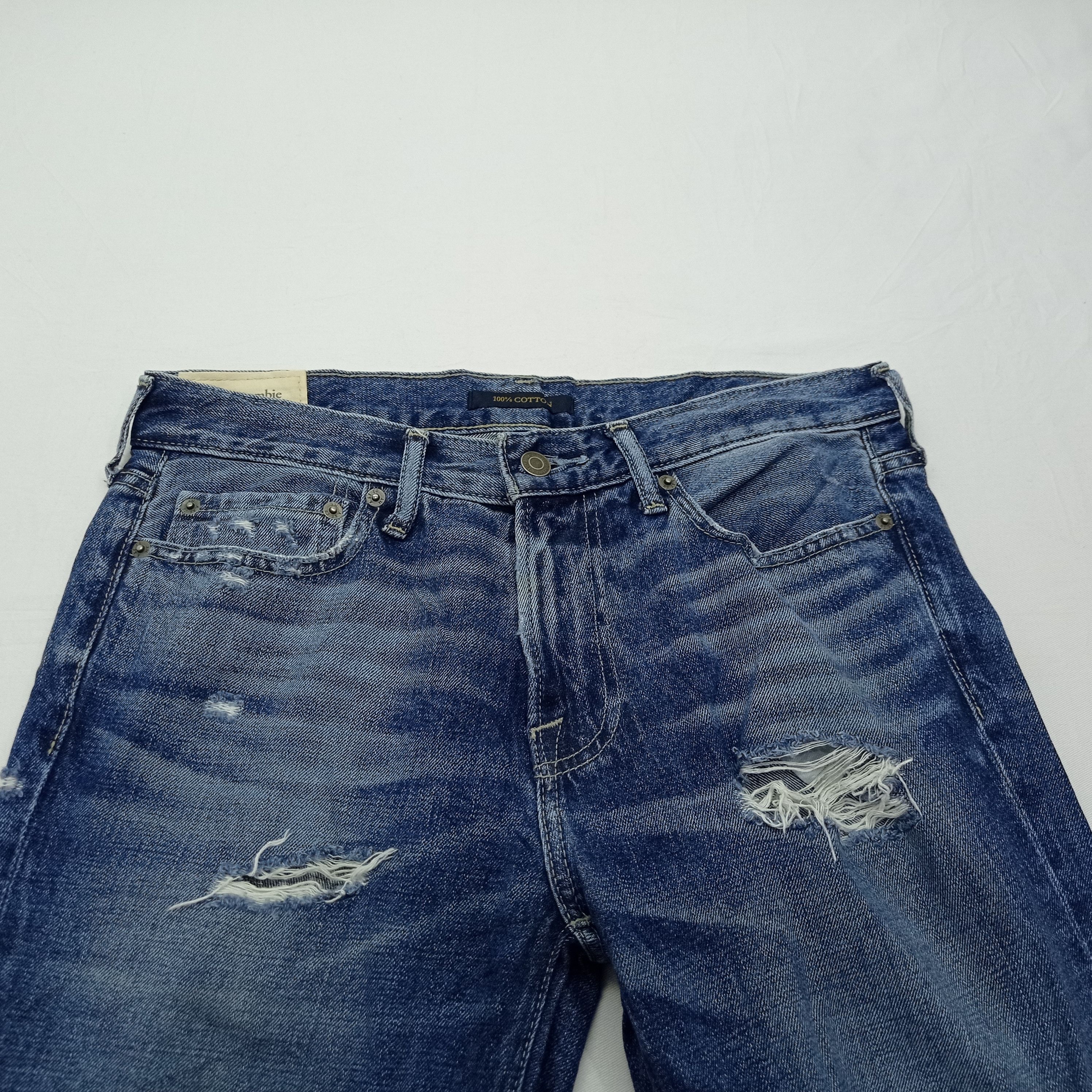 Abercrombie & Fitch Abercrombie & Fitch Distressed Denim Pants Size US 31 - 19 Thumbnail