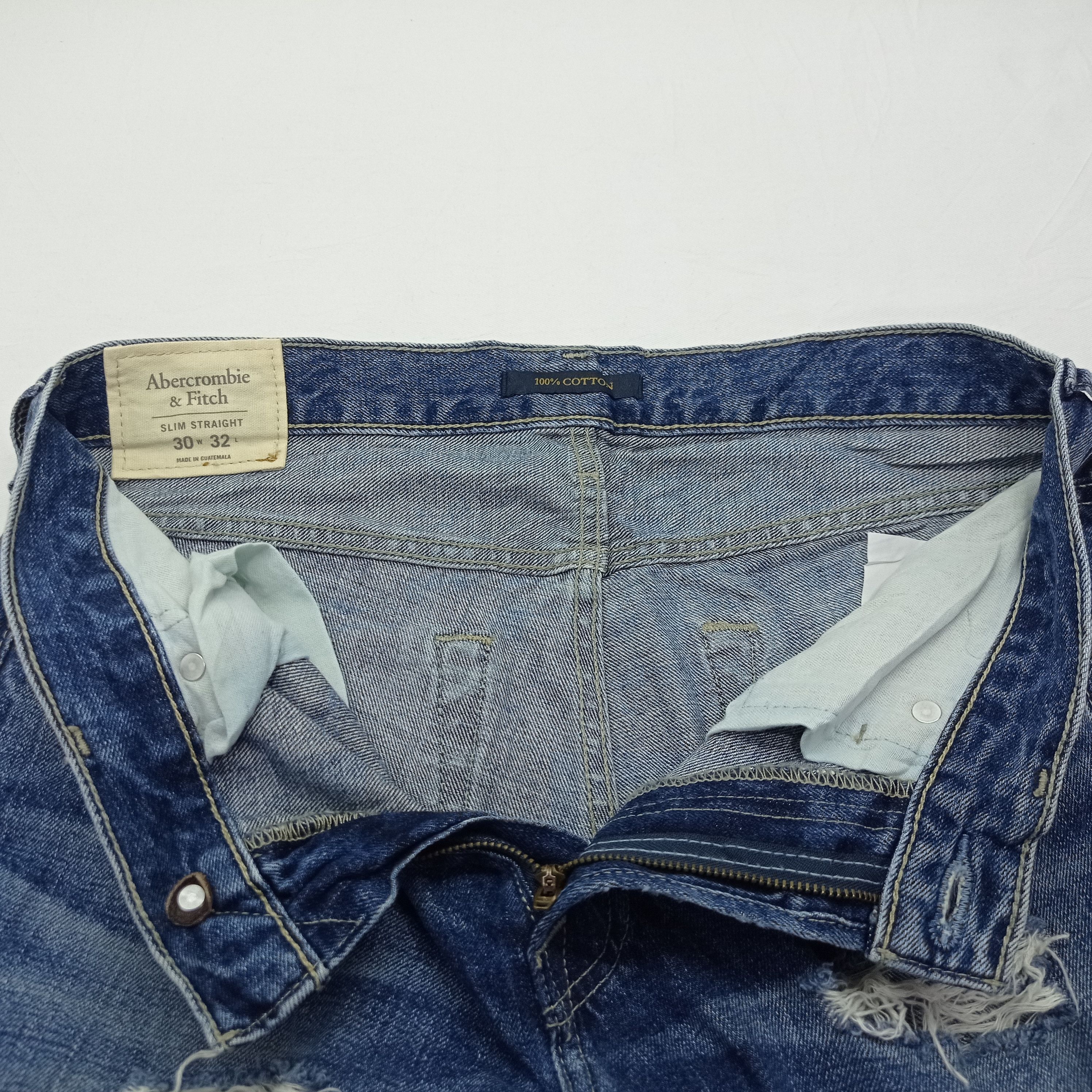Abercrombie & Fitch Abercrombie & Fitch Distressed Denim Pants Size US 31 - 16 Thumbnail