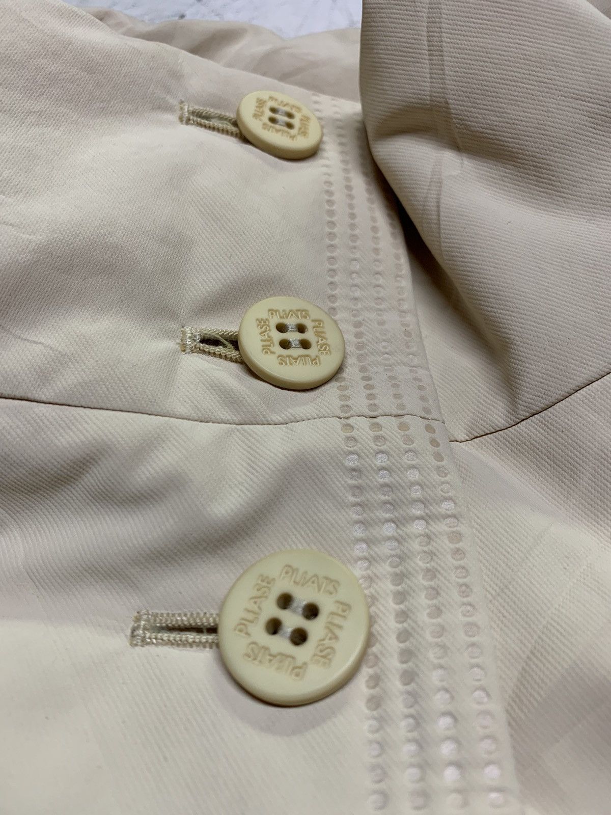 Issey Miyake Issey miyake long jacket( binding offer) Size US M / EU 48-50 / 2 - 13 Thumbnail