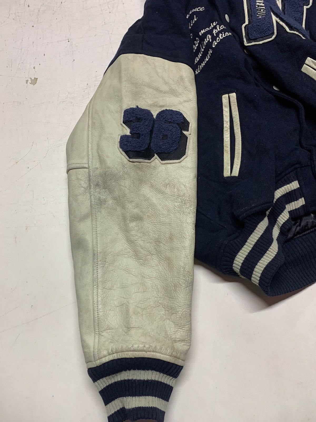 Backbone × Vintage Varsity jacket backbones attacker(offer your price) Size US L / EU 52-54 / 3 - 15 Thumbnail