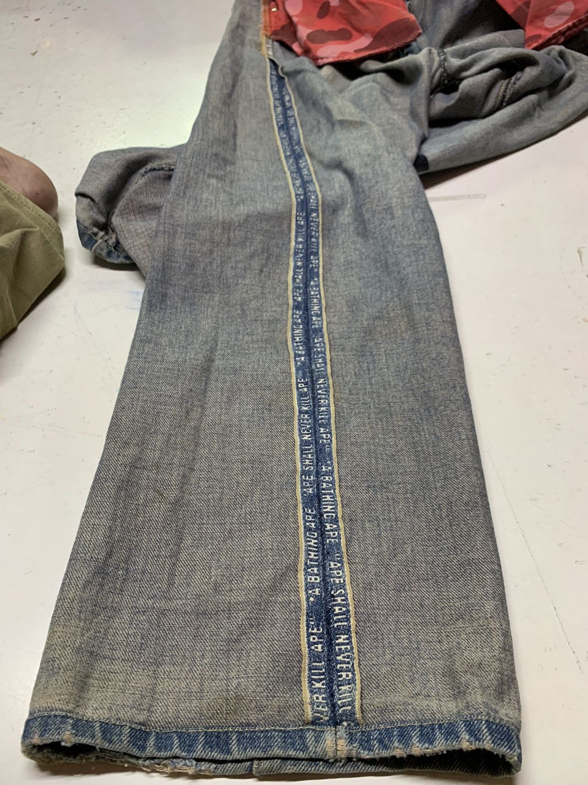 Bape Rare Baby Milo Face Denim Size US 34 / EU 50 - 14 Thumbnail