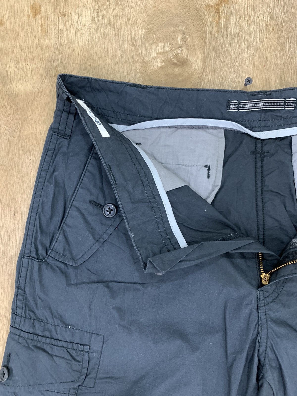 Japanese Brand × Seditionaries GOODDAY Parachut Flight Cargo Multipocket Bondage ShortPant Size US 32 / EU 48 - 20 Thumbnail