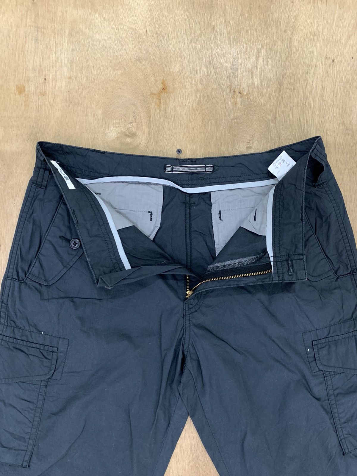 Japanese Brand × Seditionaries GOODDAY Parachut Flight Cargo Multipocket Bondage ShortPant Size US 32 / EU 48 - 19 Thumbnail