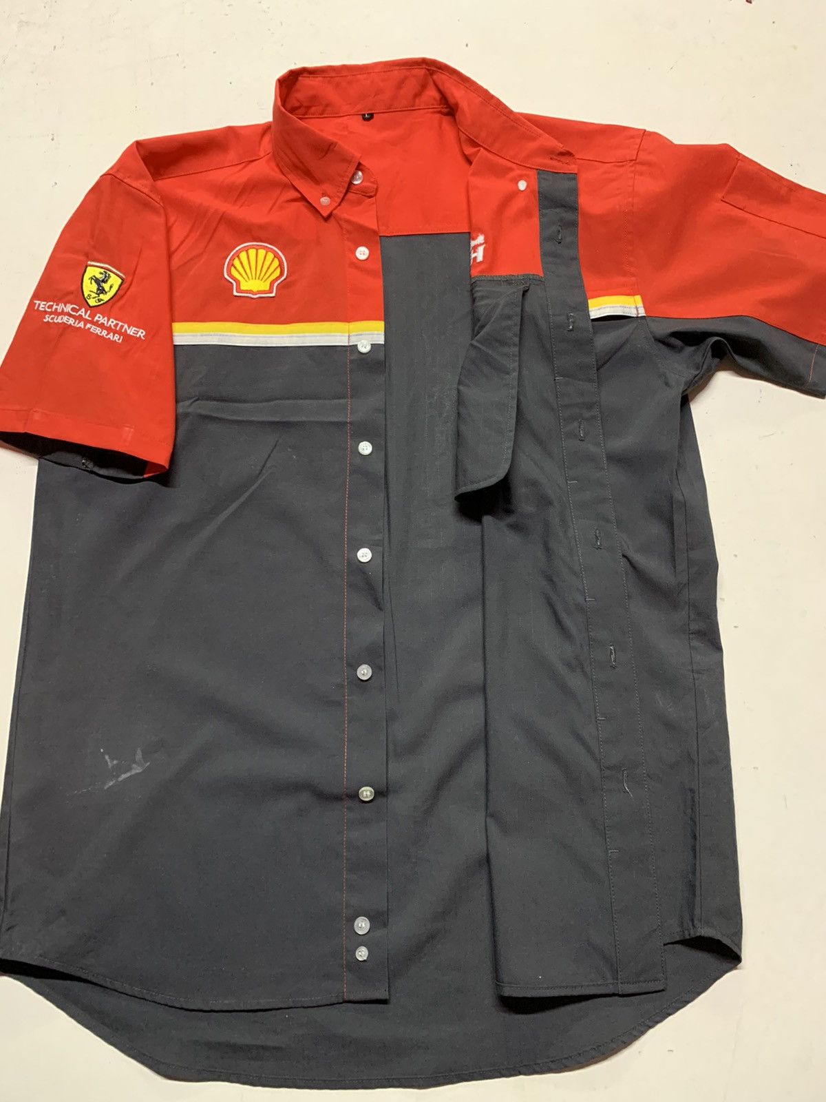 Ferrari × Vintage Shell x Ferrari Shirt L Size US M / EU 48-50 / 2 - 10 Thumbnail