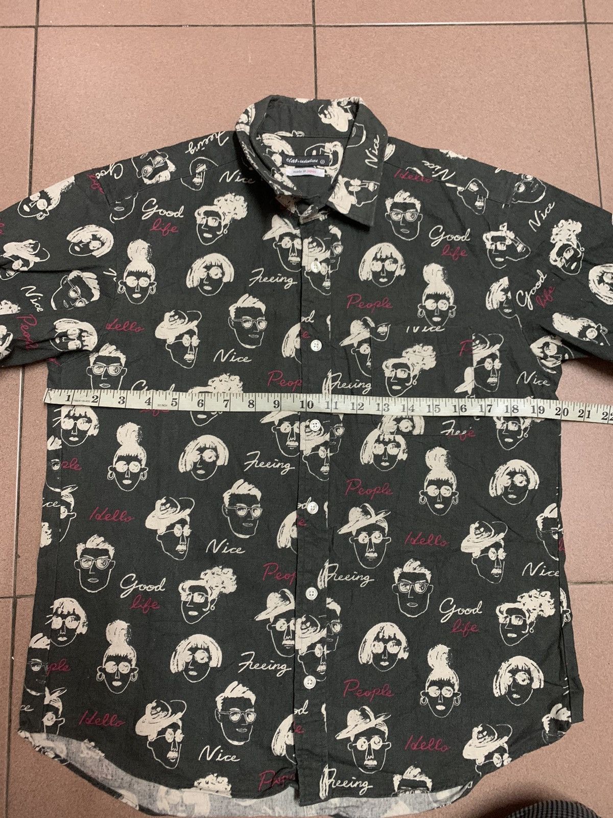 Japanese Brand Men’s short-sleeved Size US M / EU 48-50 / 2 - 9 Thumbnail