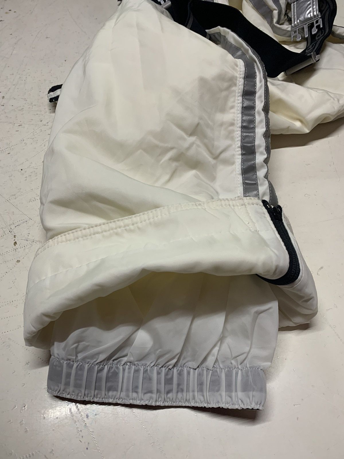 Ellesse × Goldwin ellesse ski (dead stock) Size US 32 / EU 48 - 16 Thumbnail