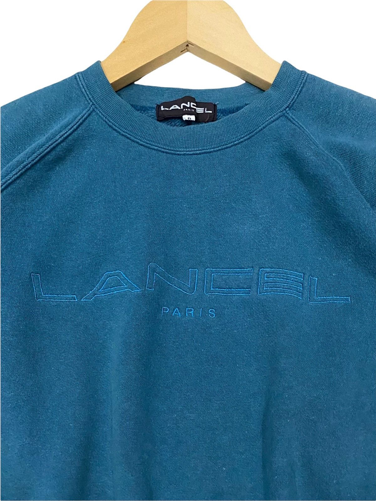 Lancel VINTAGE LANCEL PARIS CROPPED TOP SPELLOUT SWEATSHIRT Size M / US 6-8 / IT 42-44 - 1 Thumbnail