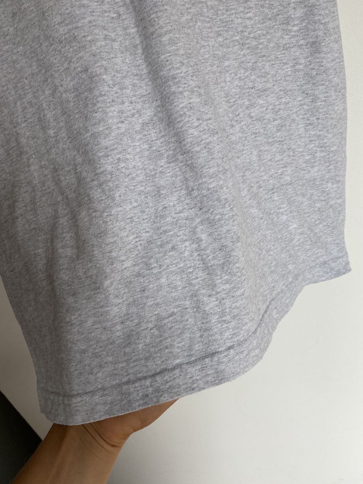 Japanese Brand × Undefeated Undefeated T Shirt Streetwear Size US S / EU 44-46 / 1 - 7 Thumbnail