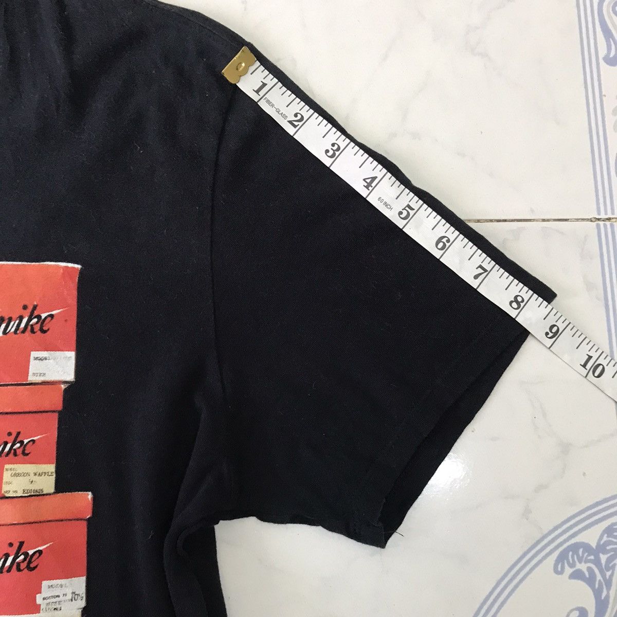 Nike Nice Box Printed Nike Tee Athletic Cut Size US S / EU 44-46 / 1 - 6 Thumbnail