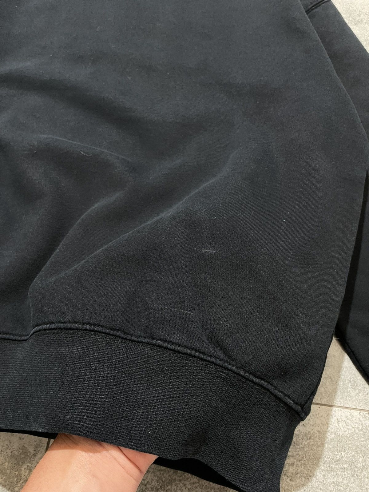 Carhartt Vintage 90s Carhartt Distressed Boxy Sweatshirt Y2K Size US L / EU 52-54 / 3 - 18 Thumbnail