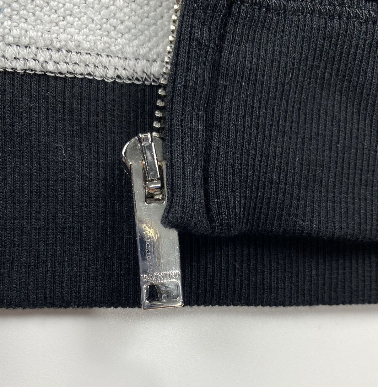 Undercover × Valentino Valentino x Undercover F/W’19 V UFO Face Zip Up Jacket Size US L / EU 52-54 / 3 - 6 Thumbnail
