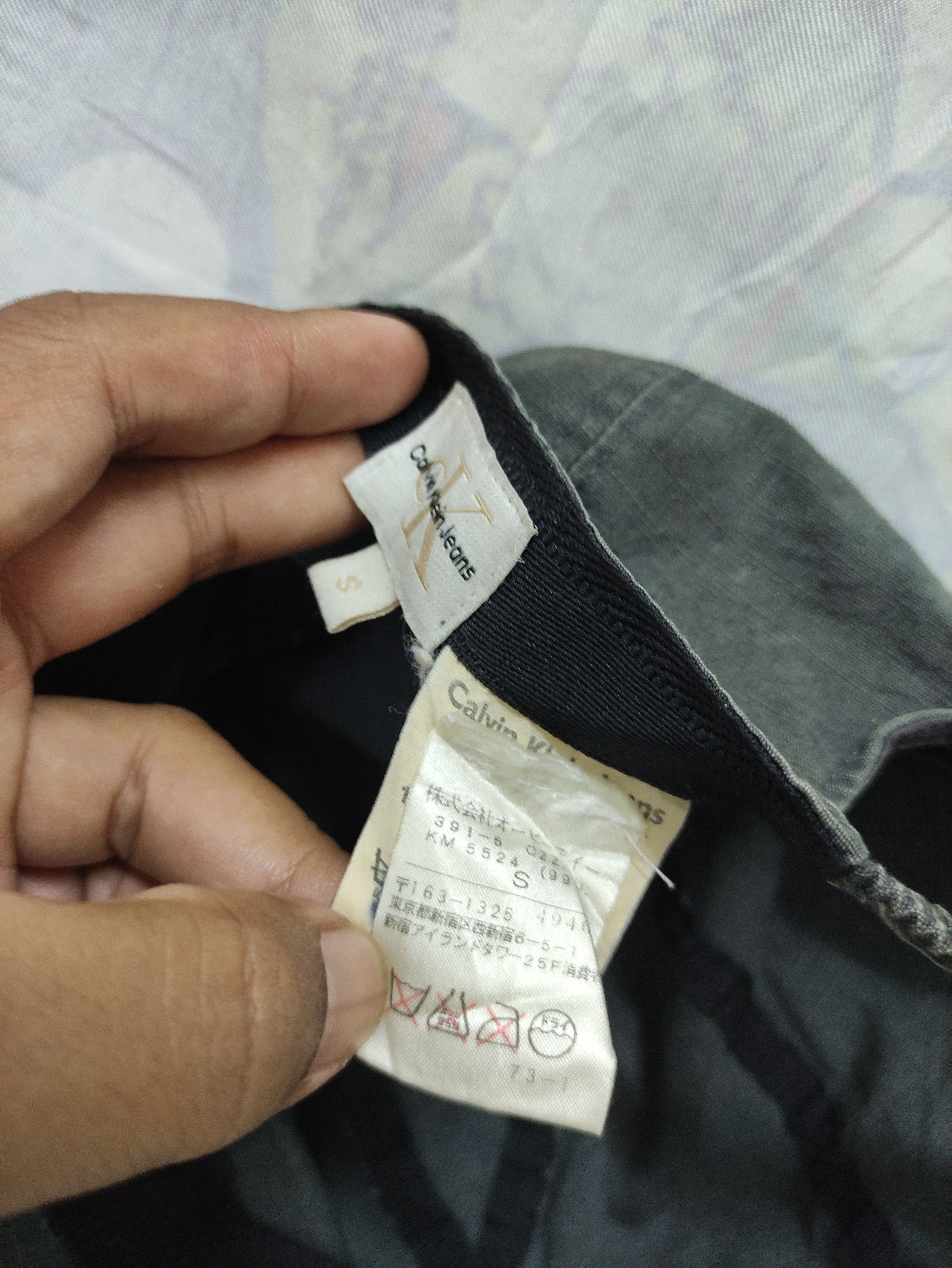 Calvin Klein CALVIN KLEIN JEANS VINTAGE 7 PANEL CAP Size ONE SIZE - 9 Thumbnail