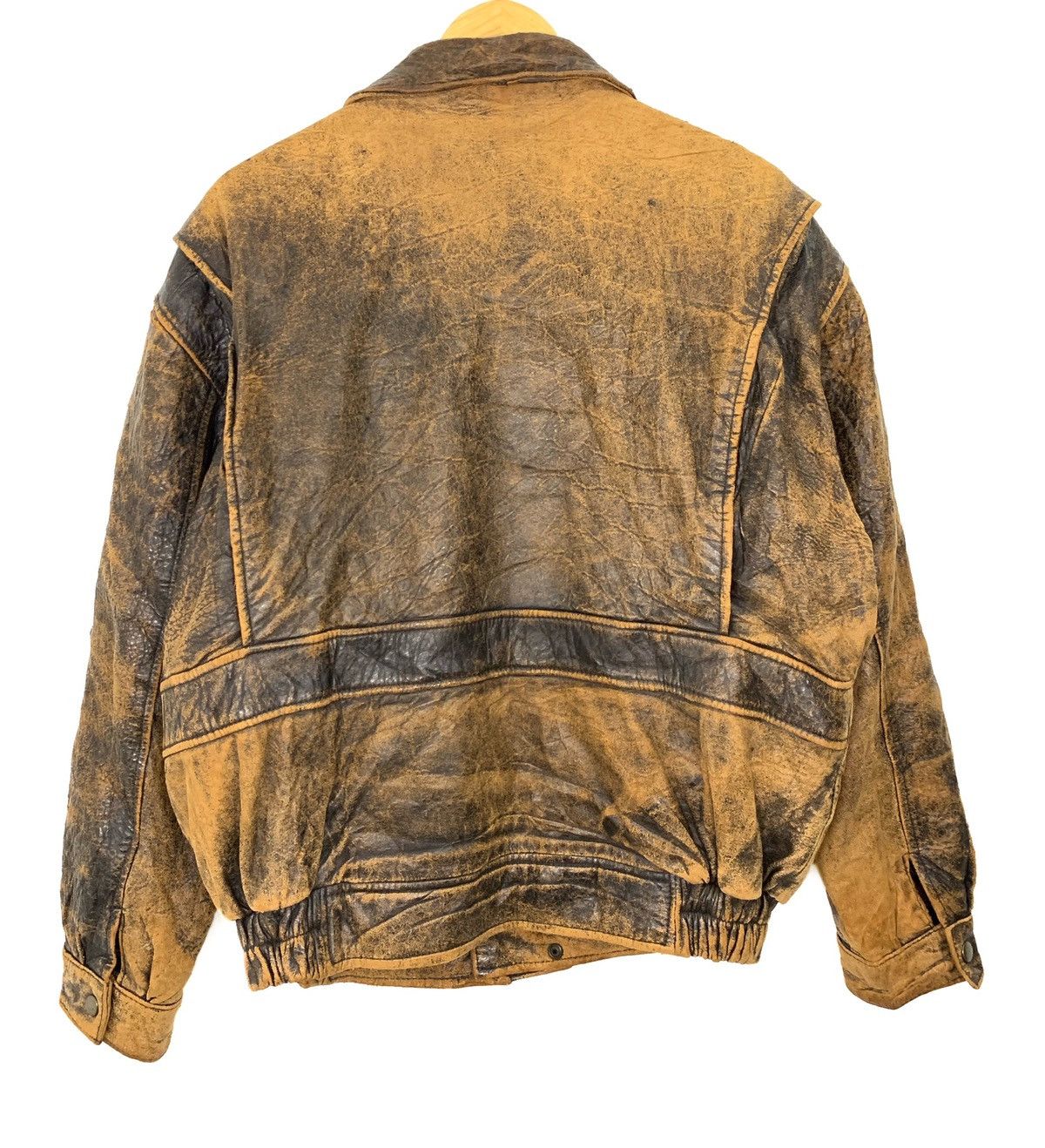Japanese Brand Vintage 80s A-2 Patina Leather Aviator Bomber Jacket Size US M / EU 48-50 / 2 - 3 Thumbnail