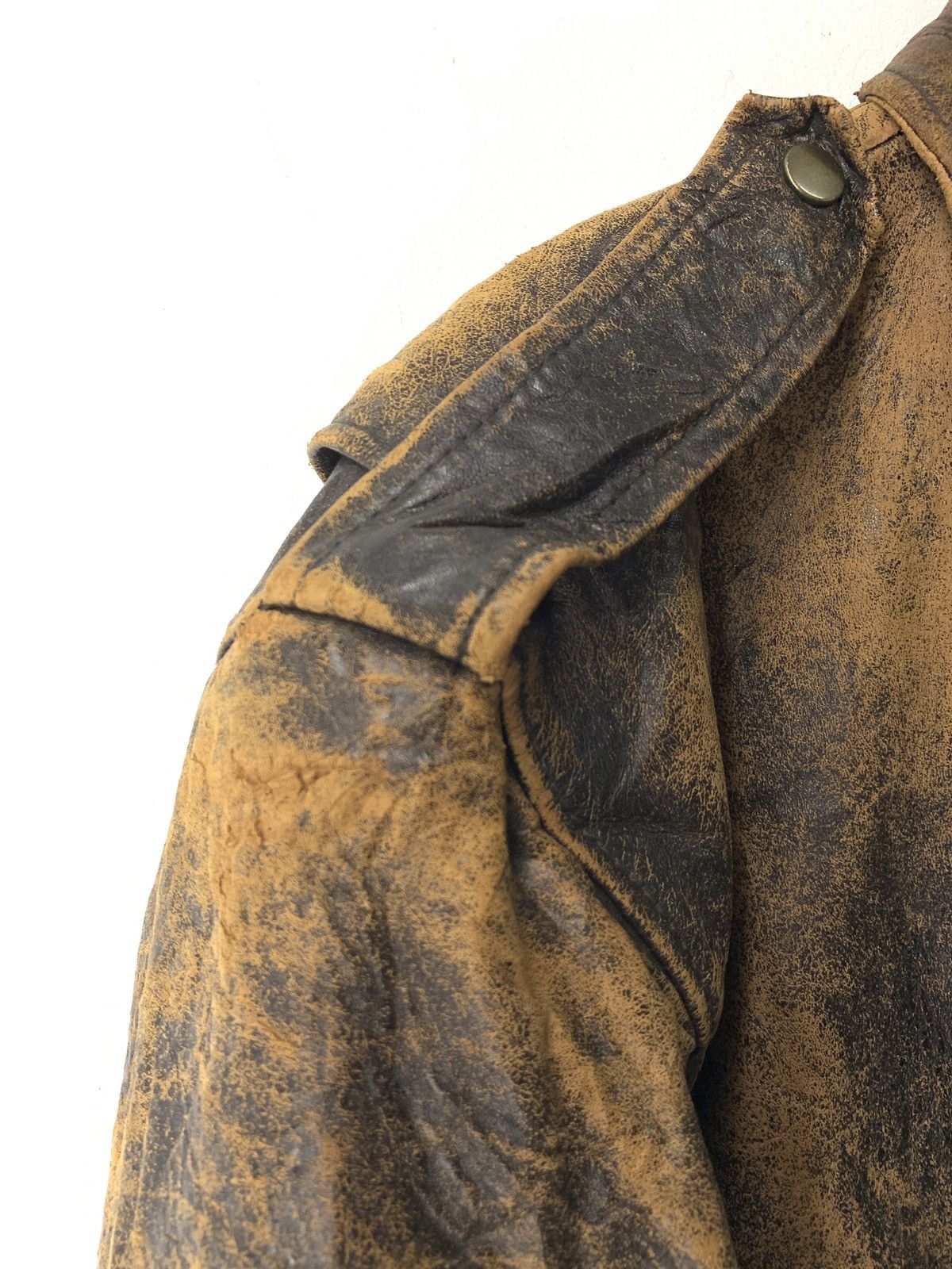 Japanese Brand Vintage 80s A-2 Patina Leather Aviator Bomber Jacket Size US M / EU 48-50 / 2 - 4 Thumbnail
