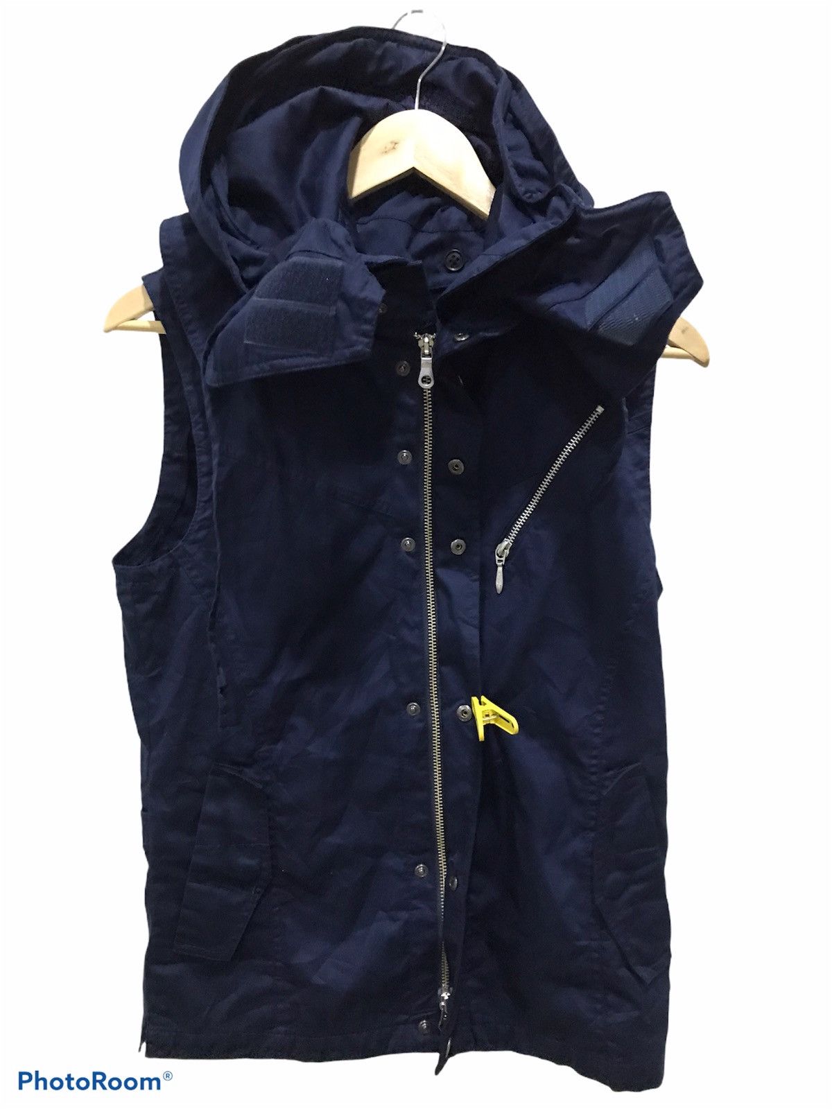 Michel Klein Michel Klein PUNK STYLE HOODED SLEEVELESS VEST Size US M / EU 48-50 / 2 - 3 Thumbnail