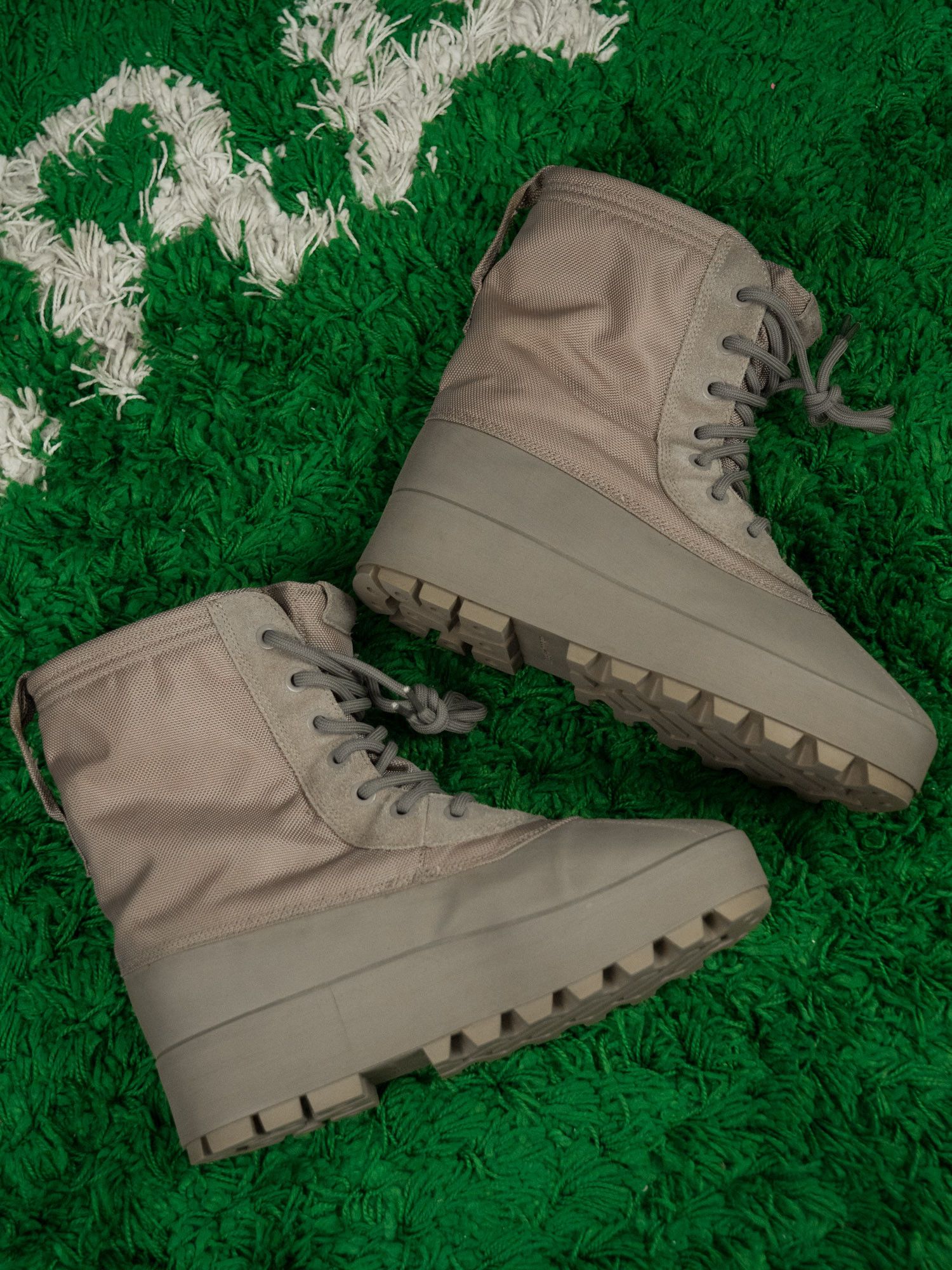 Yeezy RARE! YEEZY 950 Boot Peyote 12 2015 Moon rock duck boot Size US 10.5 / EU 43-44 - 5 Thumbnail
