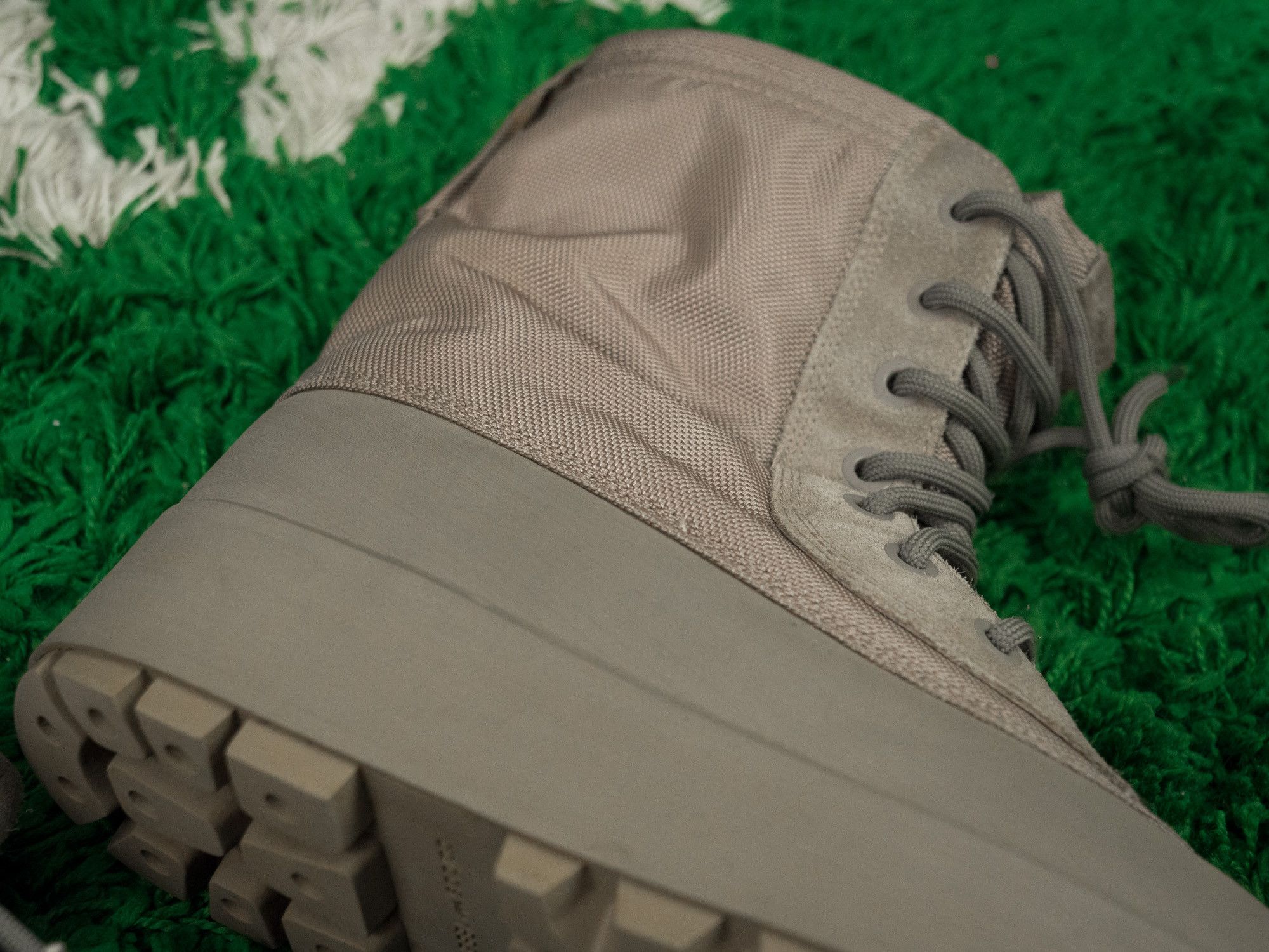 Yeezy RARE! YEEZY 950 Boot Peyote 12 2015 Moon rock duck boot Size US 10.5 / EU 43-44 - 18 Thumbnail