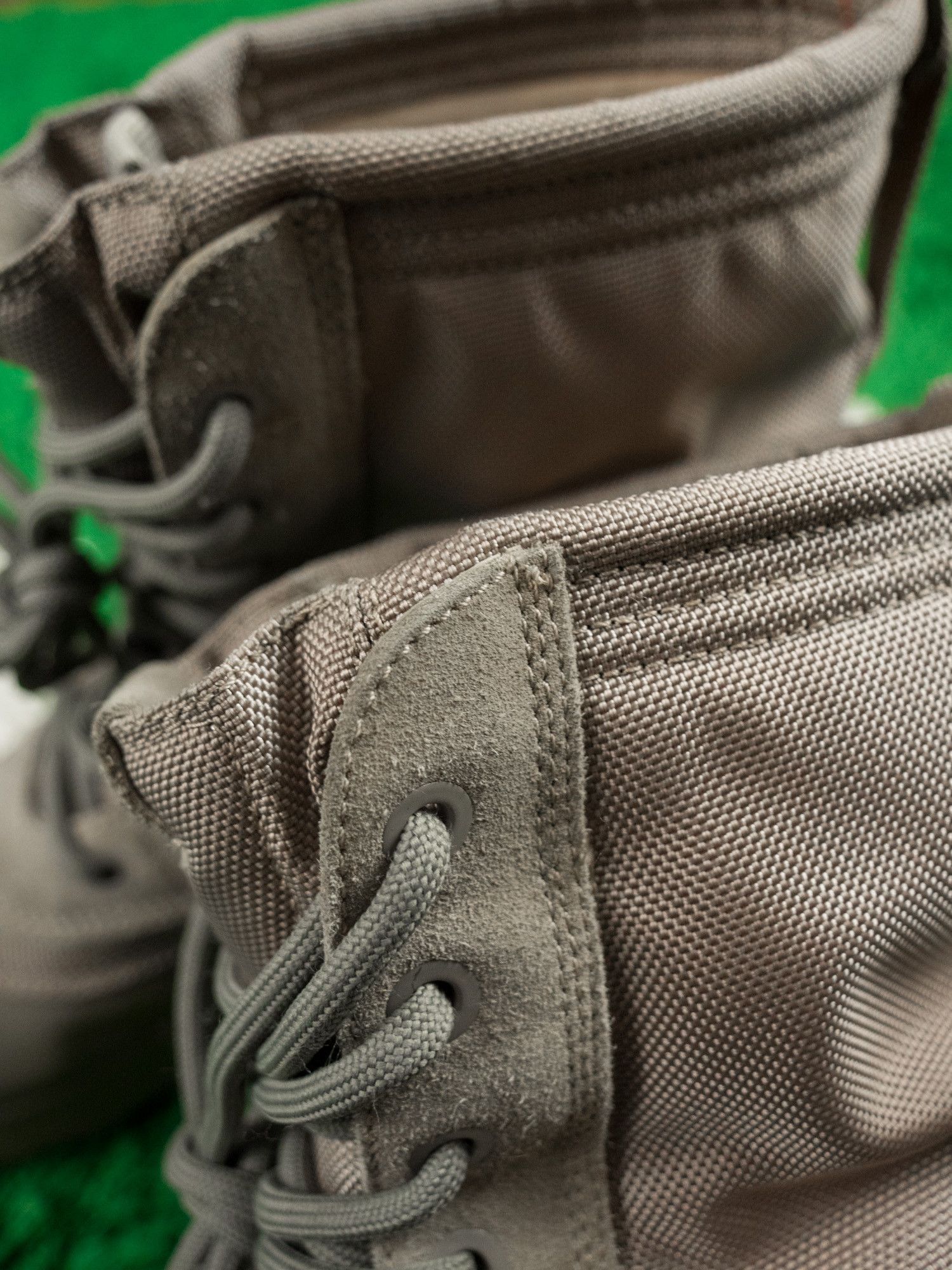 Yeezy RARE! YEEZY 950 Boot Peyote 12 2015 Moon rock duck boot Size US 10.5 / EU 43-44 - 11 Thumbnail