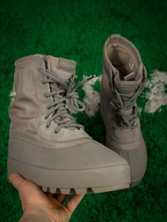 Adidas yeezy boost 950 on sale moonrock