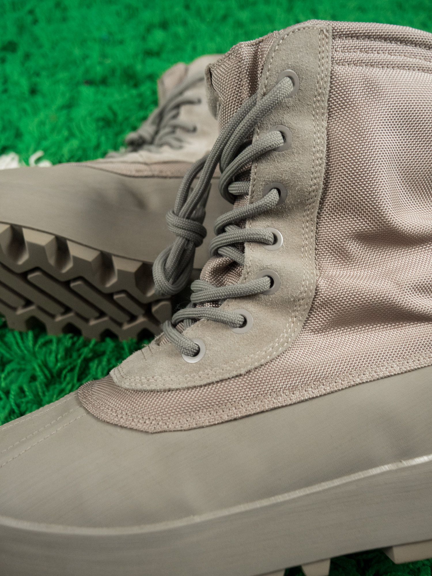 Yeezy RARE! YEEZY 950 Boot Peyote 12 2015 Moon rock duck boot Size US 10.5 / EU 43-44 - 8 Thumbnail