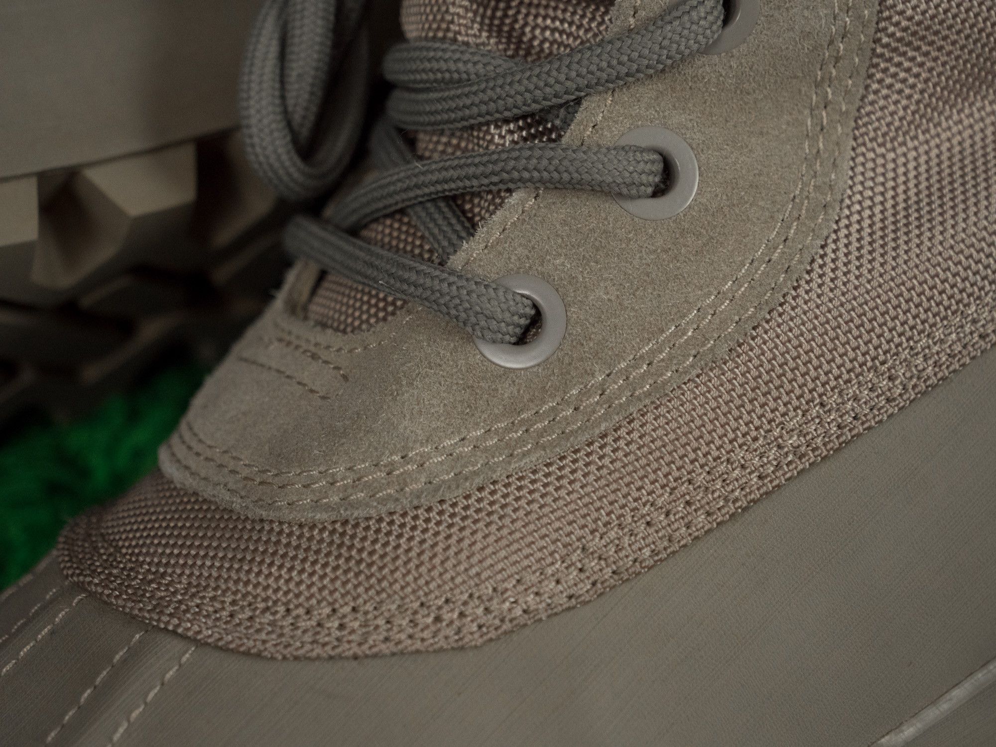 Yeezy RARE! YEEZY 950 Boot Peyote 12 2015 Moon rock duck boot Size US 10.5 / EU 43-44 - 19 Thumbnail