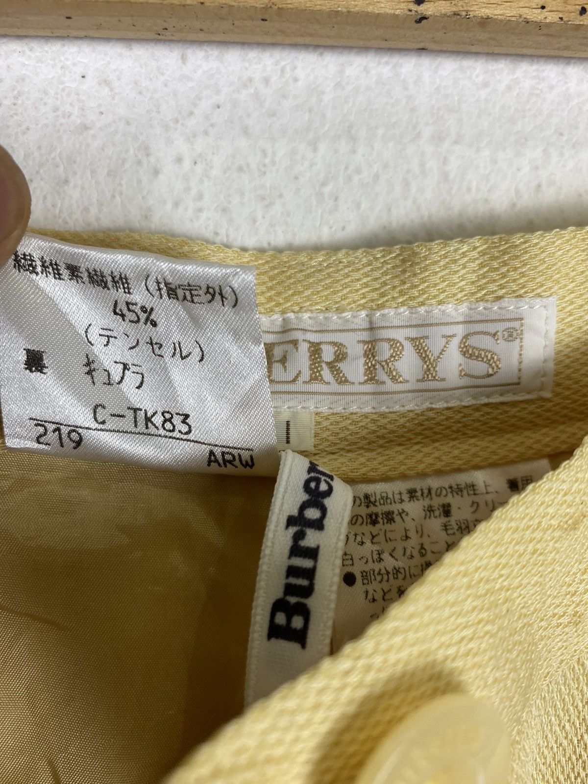 Burberry × Designer × Vintage Vintage Burberry’s Casual Pant Size US 27 - 9 Thumbnail