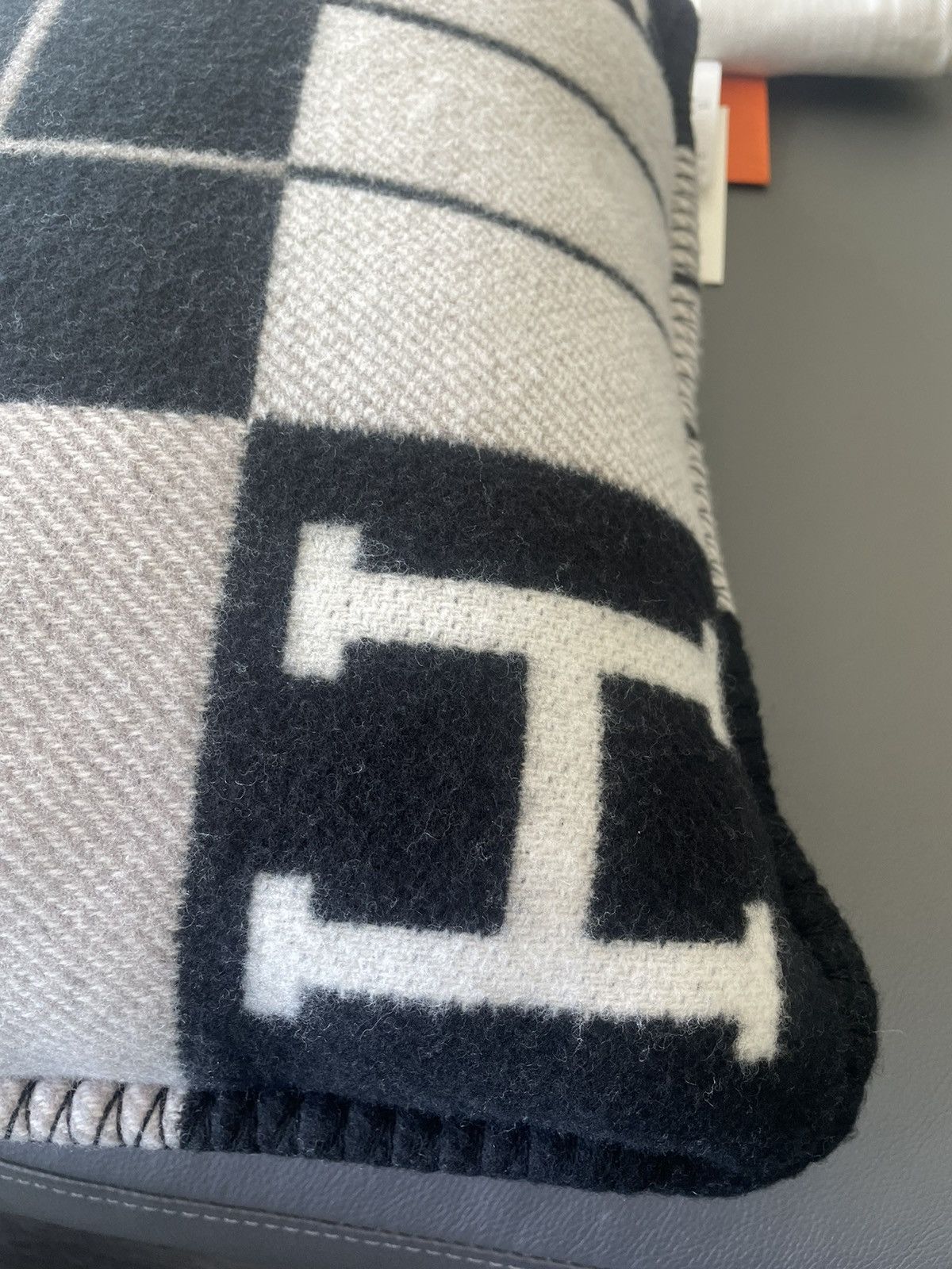 Hermes Iconic Brand New Limited Edition Avalon Cashmere Pillow Size ONE SIZE - 8 Thumbnail