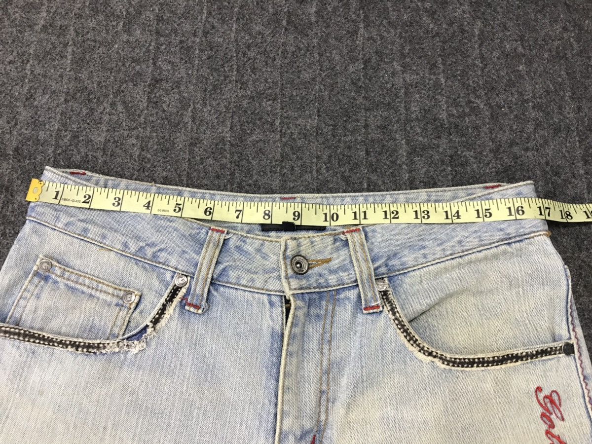 Japanese Brand × Vintage Gotcha Surf Faded Denim Jeans Closed Back Pockets Size US 33 - 15 Thumbnail