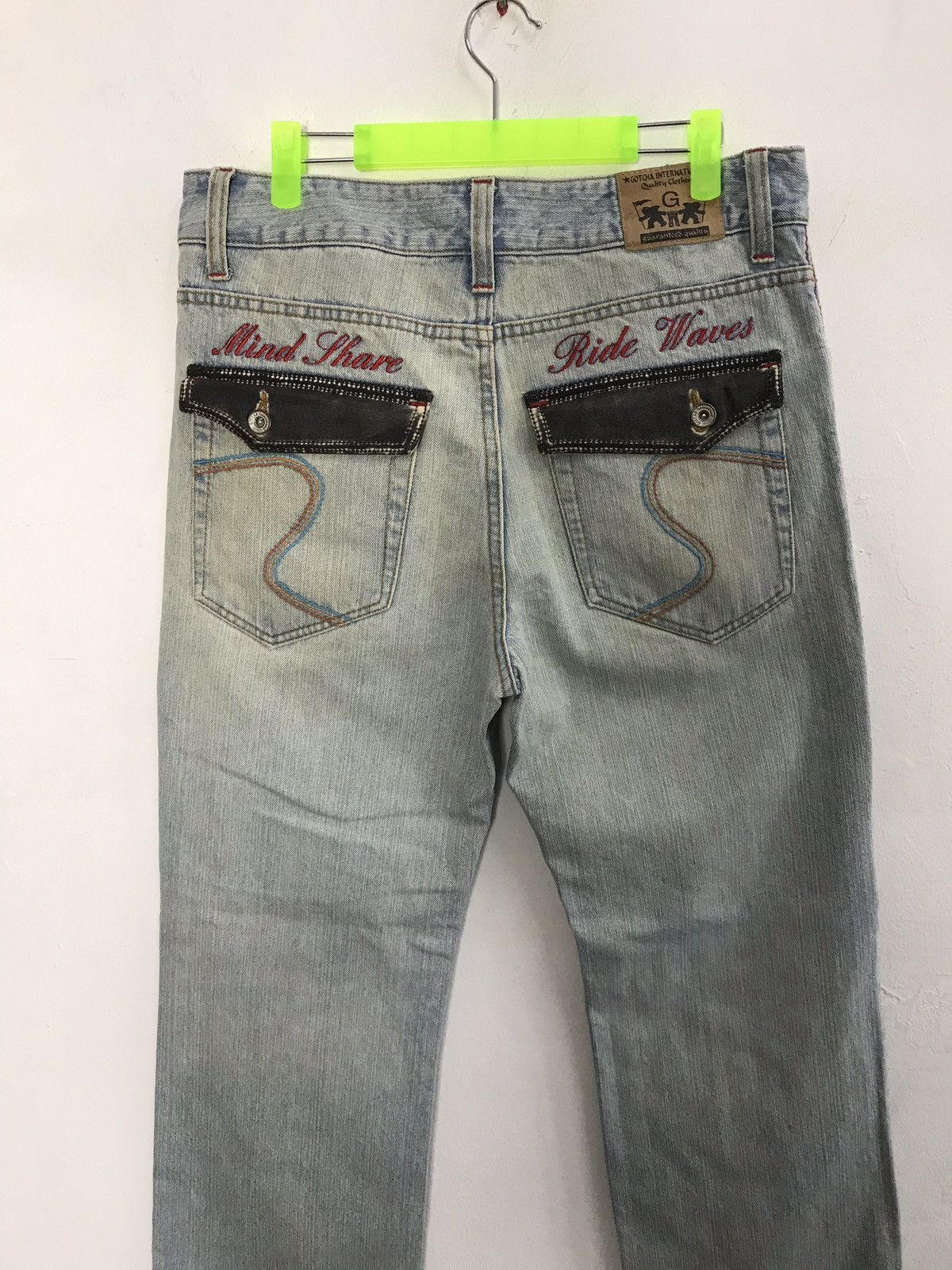 Japanese Brand × Vintage Gotcha Surf Faded Denim Jeans Closed Back Pockets Size US 33 - 8 Thumbnail