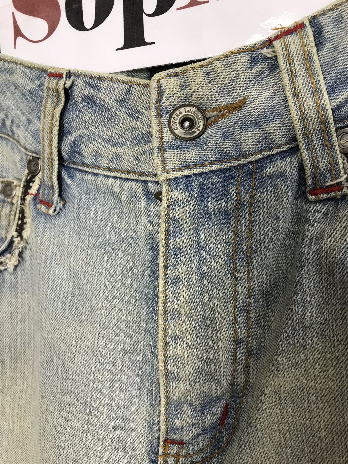 Japanese Brand × Vintage Gotcha Surf Faded Denim Jeans Closed Back Pockets Size US 33 - 5 Thumbnail