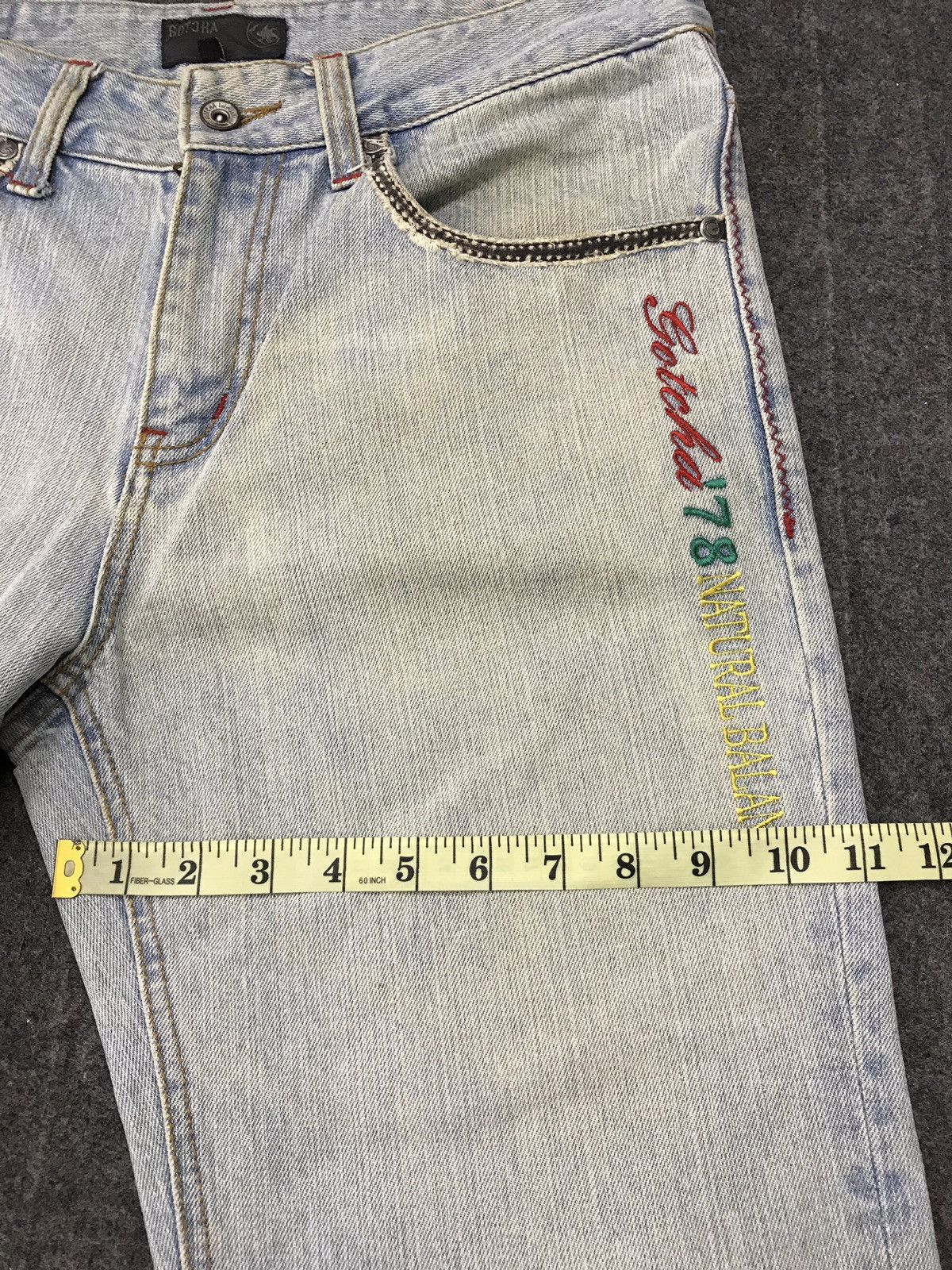Japanese Brand × Vintage Gotcha Surf Faded Denim Jeans Closed Back Pockets Size US 33 - 17 Thumbnail