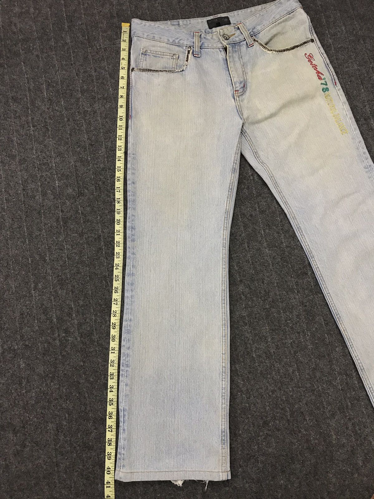 Japanese Brand × Vintage Gotcha Surf Faded Denim Jeans Closed Back Pockets Size US 33 - 18 Thumbnail