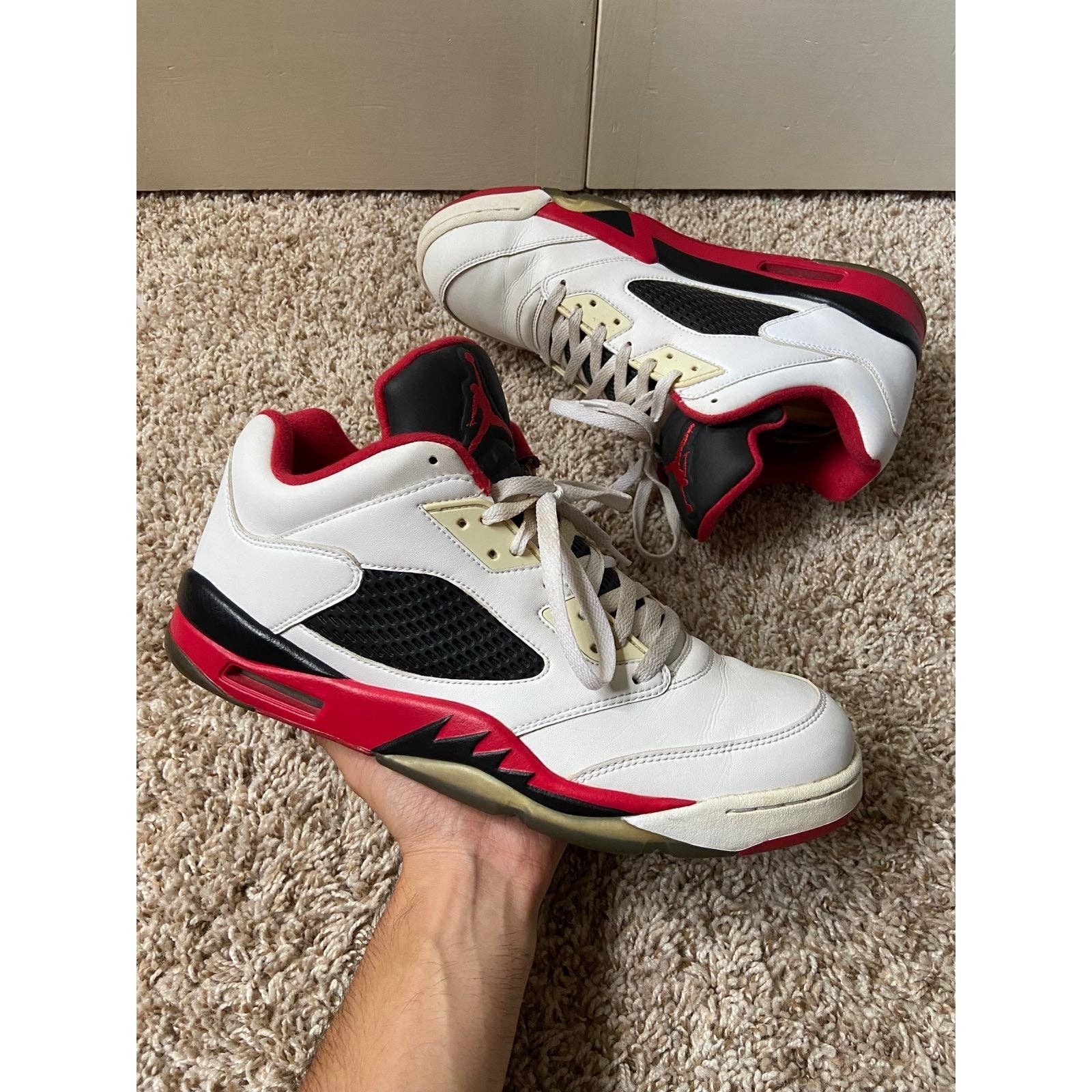 Jordan Brand × Nike Nike Air Jordan 5 Low Fire Red Size 13 White Red 819171-101 Size US 13 / EU 46 - 4 Thumbnail