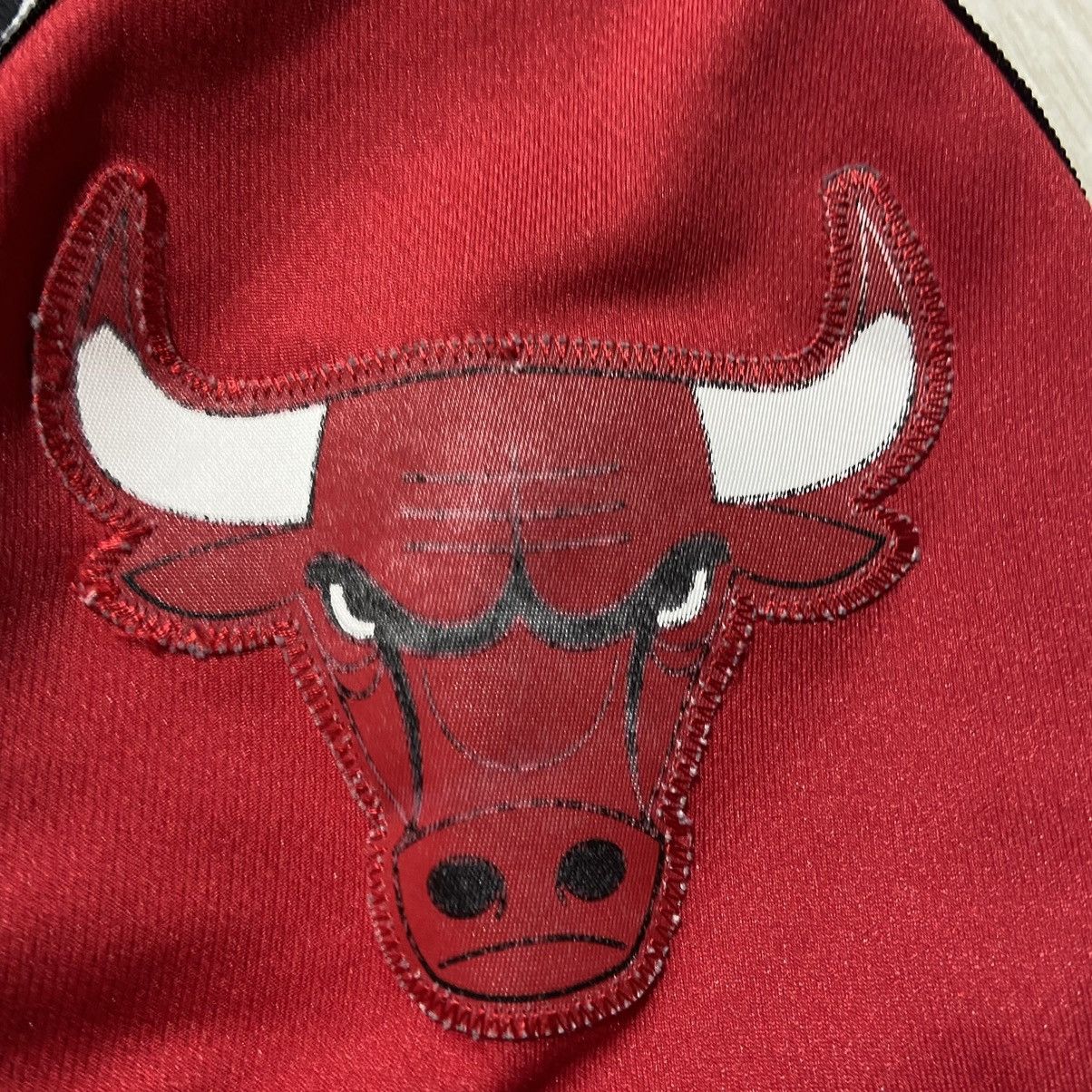 Adidas × NBA Adidas Chicago Bulls Shorts Size US 30 / EU 46 - 7 Thumbnail