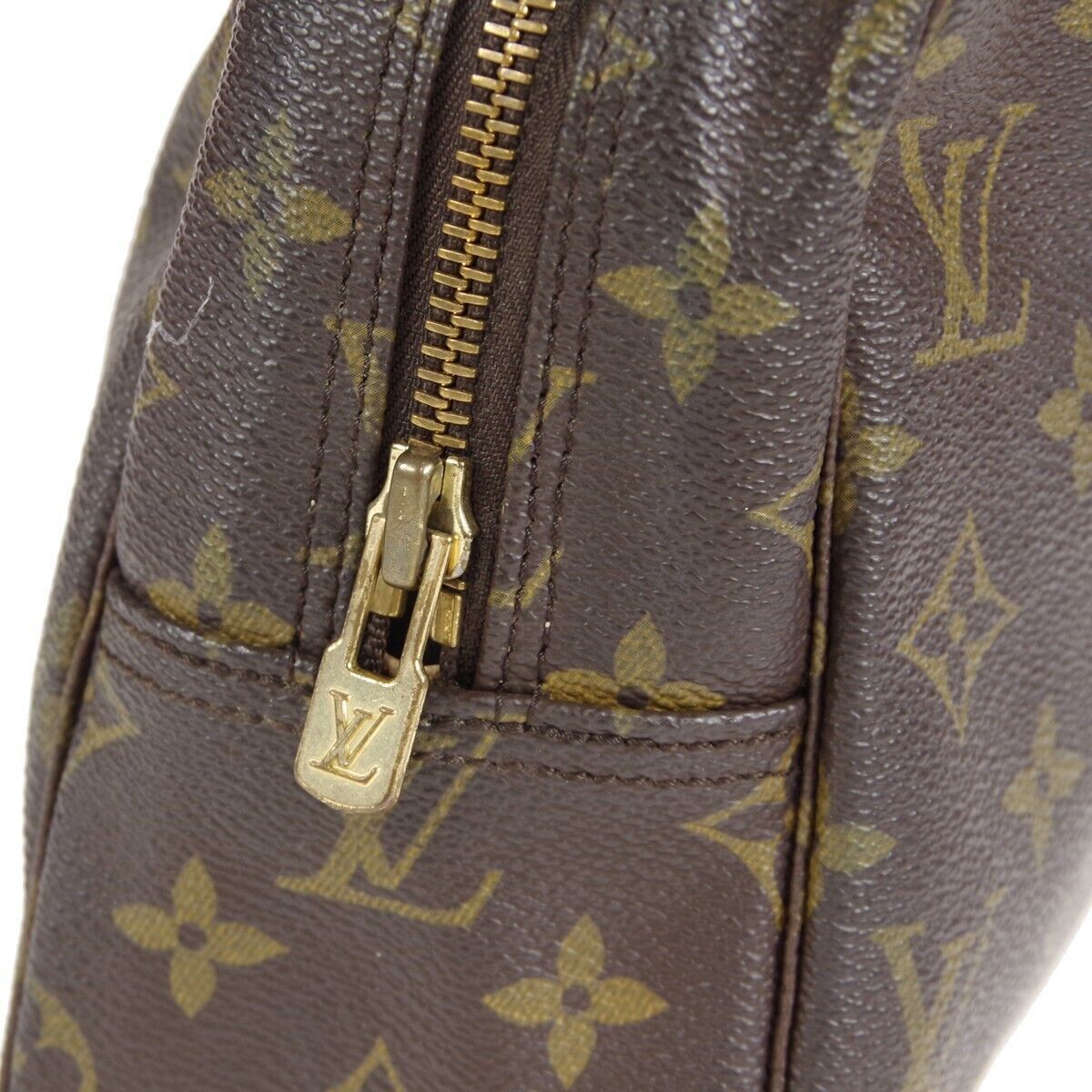 Louis Vuitton Monogram Travel Pouch Size ONE SIZE - 5 Thumbnail