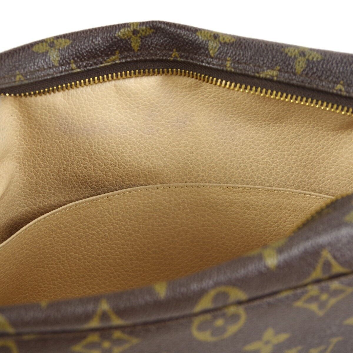 Louis Vuitton Monogram Travel Pouch Size ONE SIZE - 10 Thumbnail