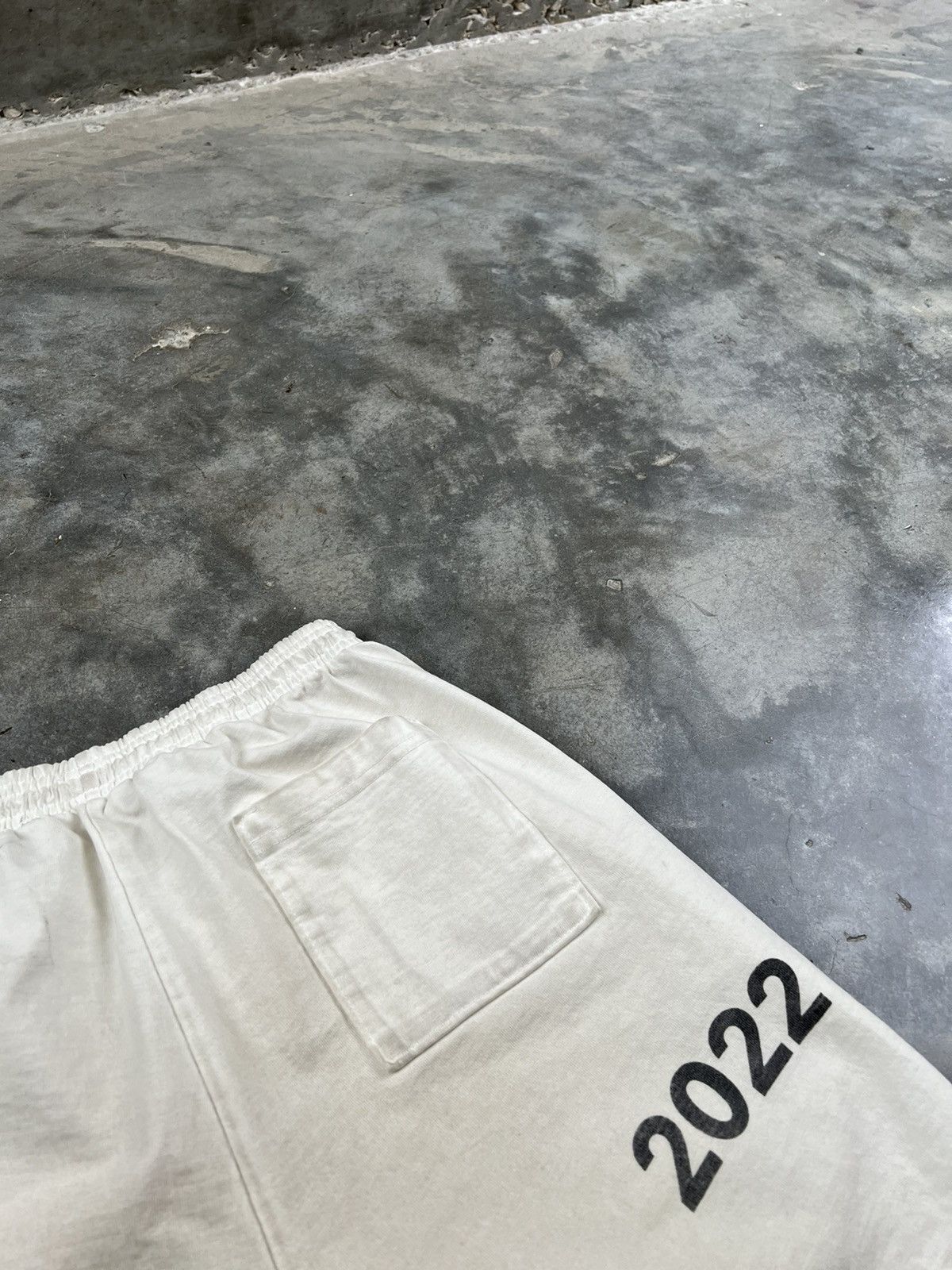 Asspizza Asspizza 730 Masks Shorts White Sz. Small Size US 30 / EU 46 - 5 Thumbnail