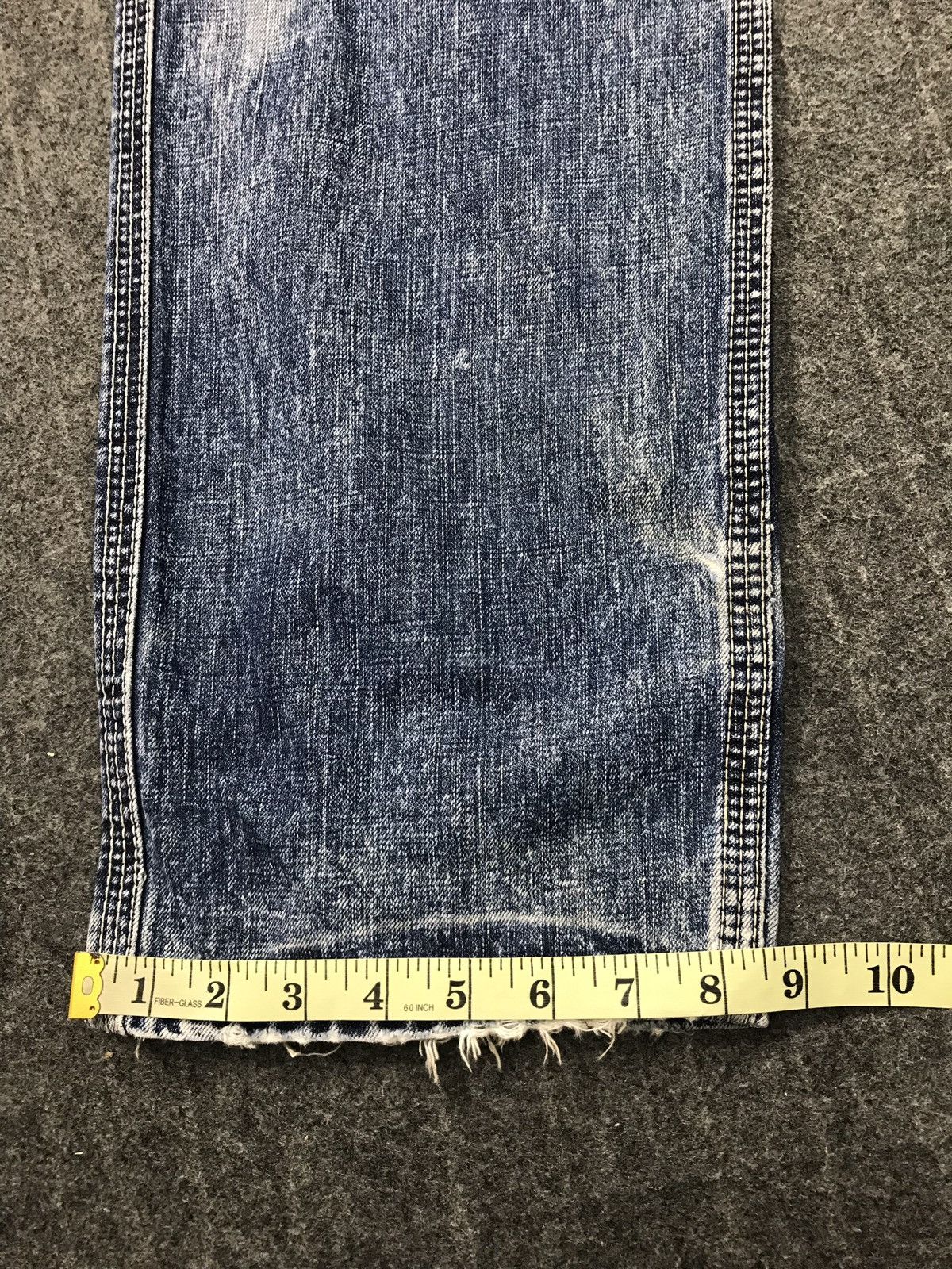 Levi's Vintage Levis Distressed Design Buckle Back Denim Jeans Size US 33 - 25 Thumbnail